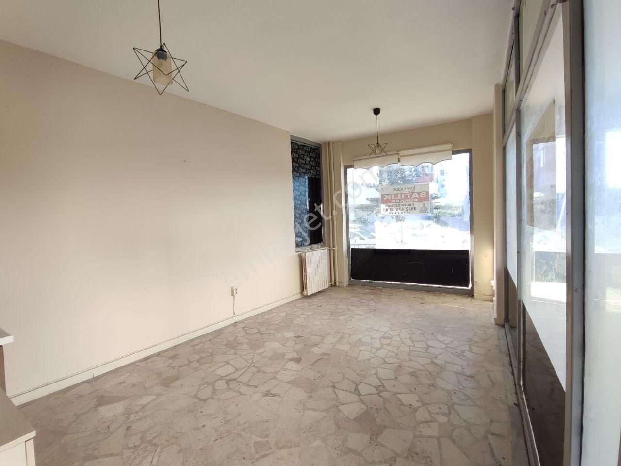 Altıntepede, Eski Bağdat Caddesine Cepheli Satılık Dükkan - Görsel 4