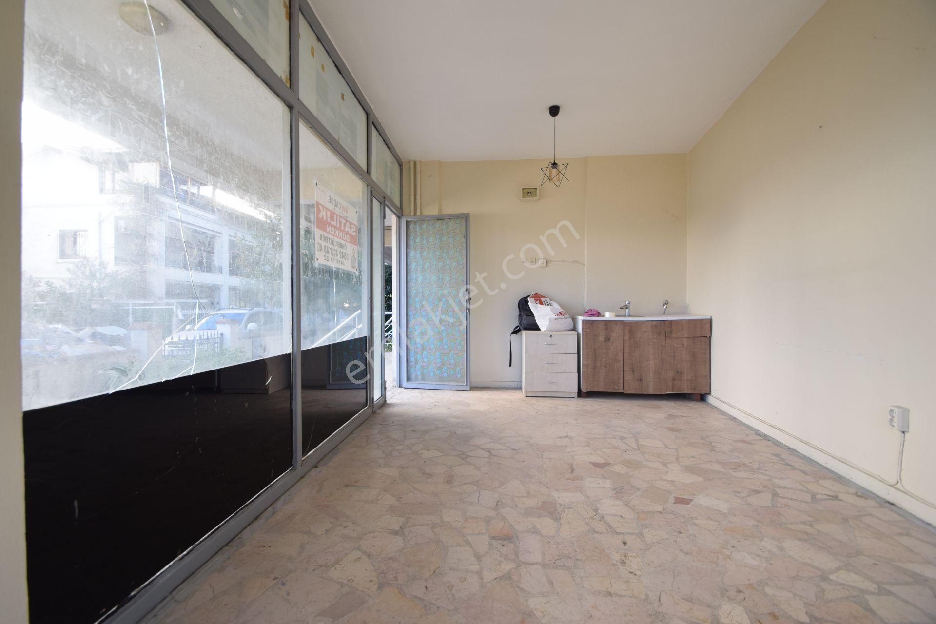 Altıntepede, Eski Bağdat Caddesine Cepheli Satılık Dükkan - Görsel 8