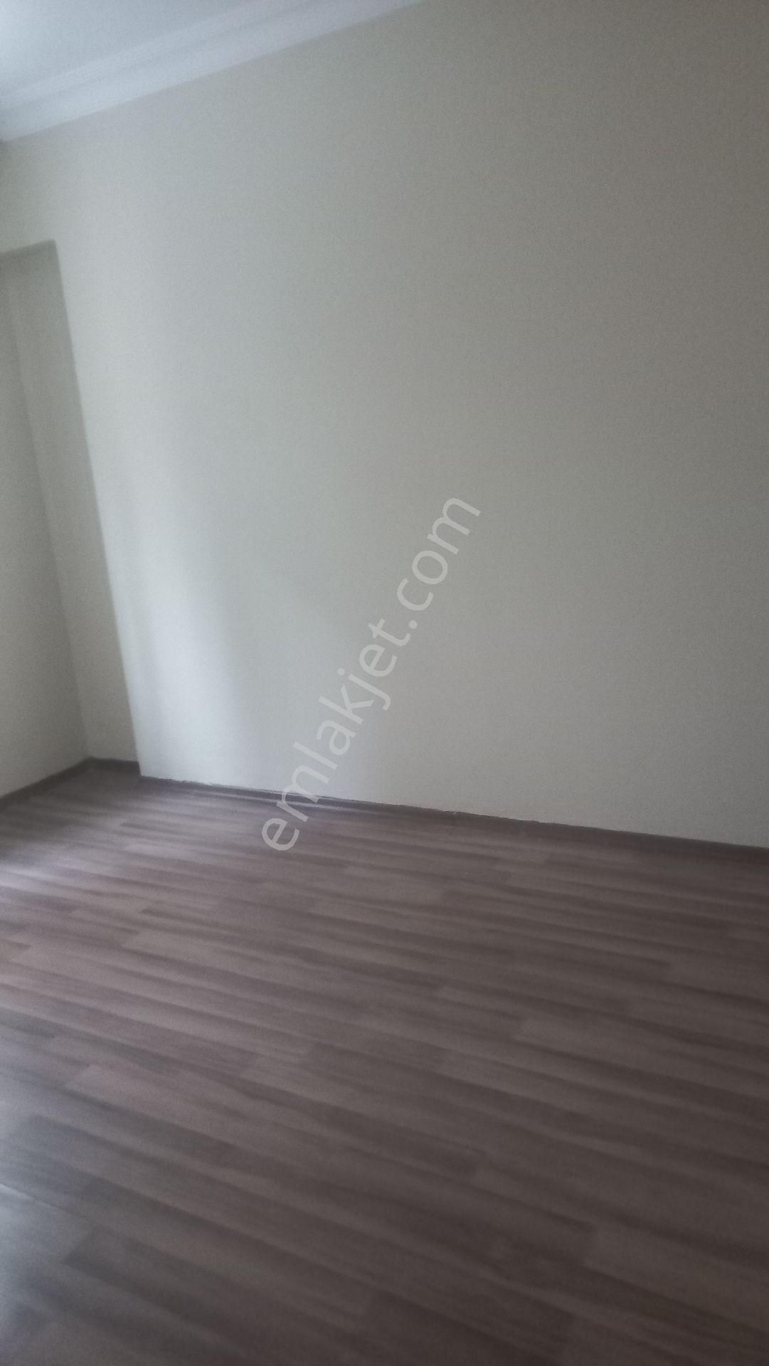 Yavuz Emlak Tan Satılık Giriskat Karaköprü İkinci 35mt De 4 Oda - Görsel 6