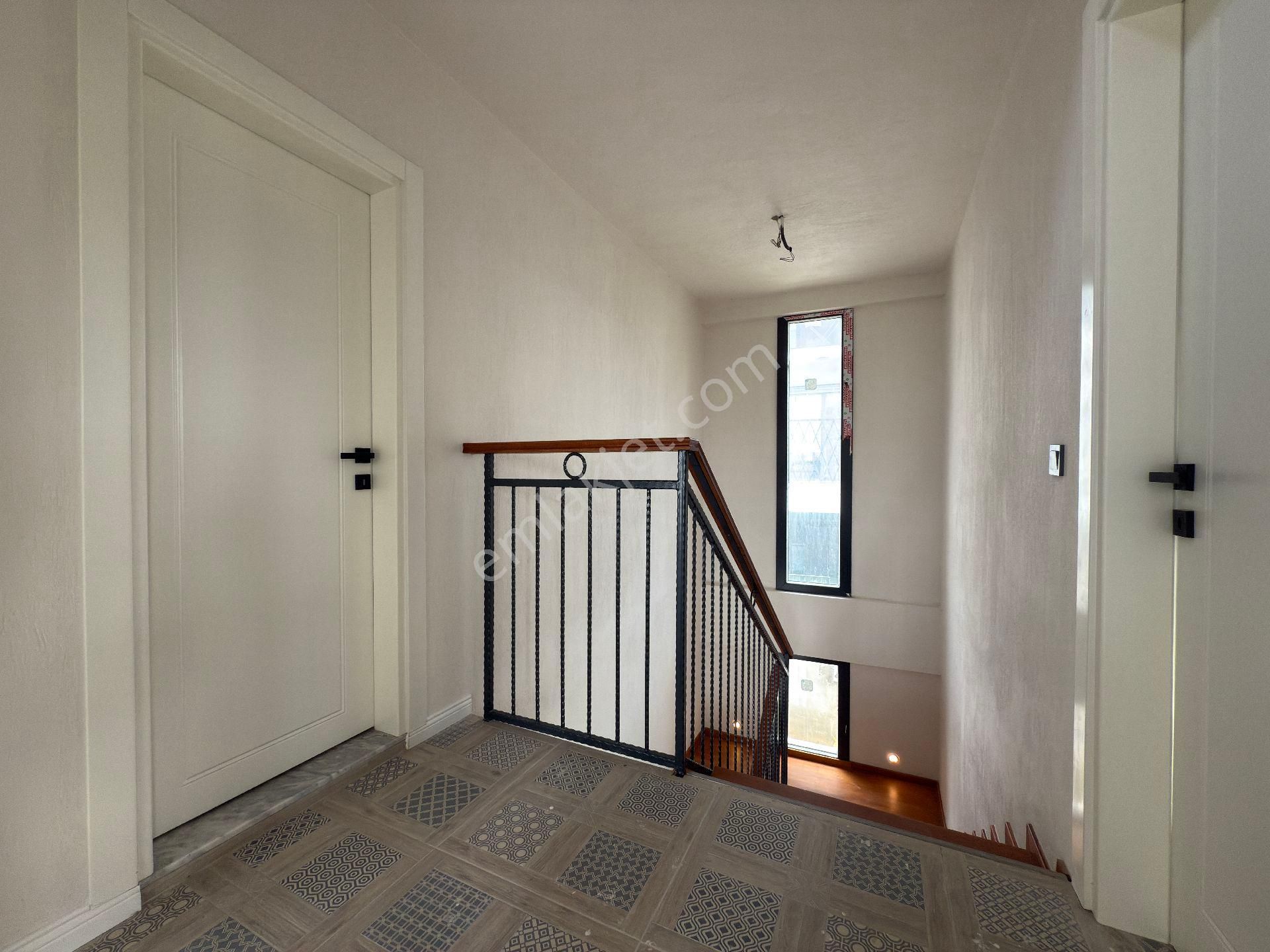 Kuşadası Kadınlar Denizi'nde Özel Havuzlu, Eşsiz Müstakil Yaşam Fırsatı - Görsel 16