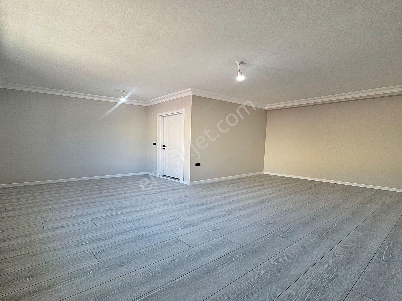 Cadde34 Yapı'dan Eminevime Uygun Sıfır 2+1 Çift Balkonlu, Ebeveyn Banyolu Köşe Cephe Satılık Daire - Görsel 14