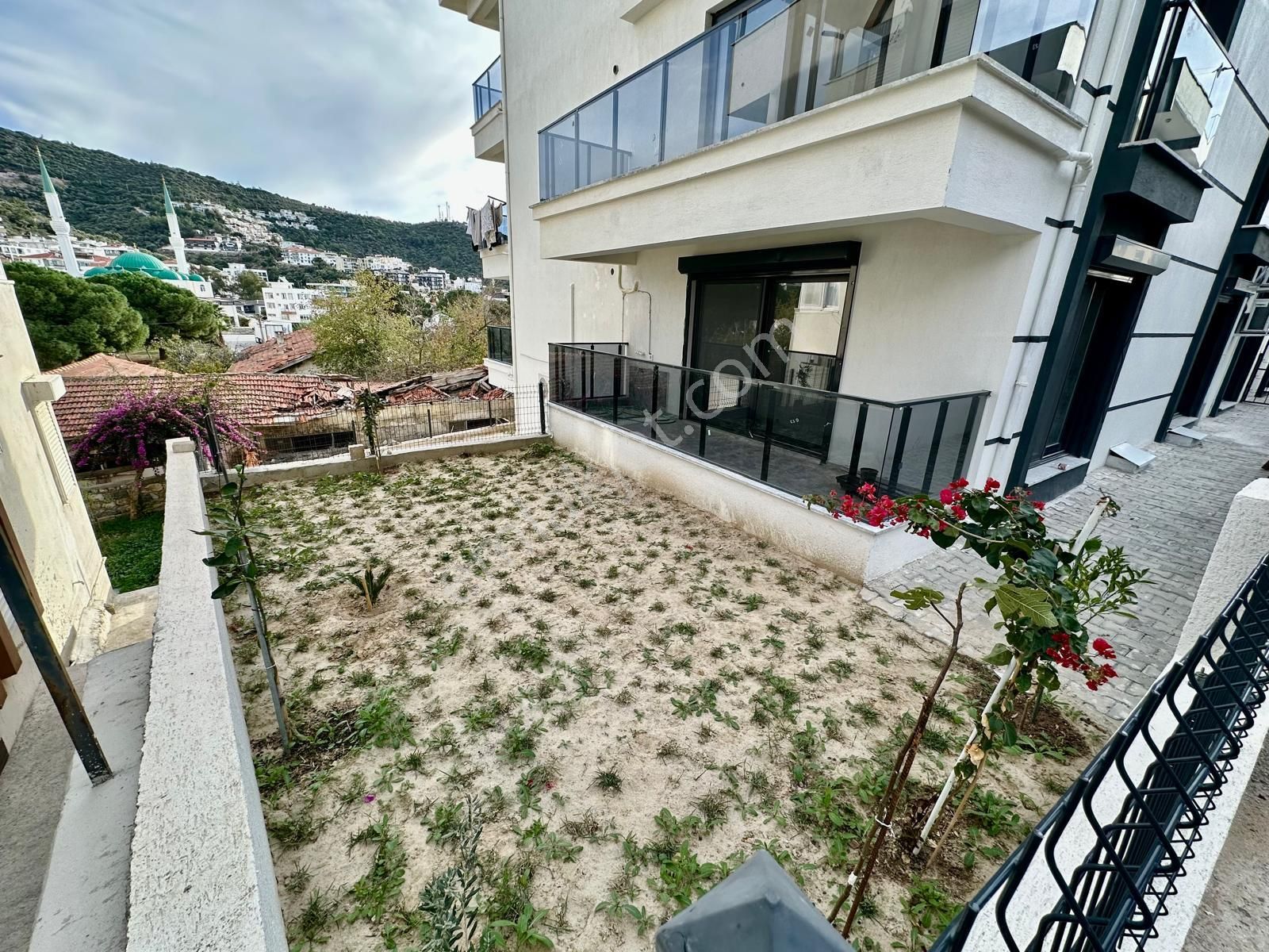 Milas Güllük Mah. Denize Yürüme Mesafesinde Satılık Daire - Görsel 3