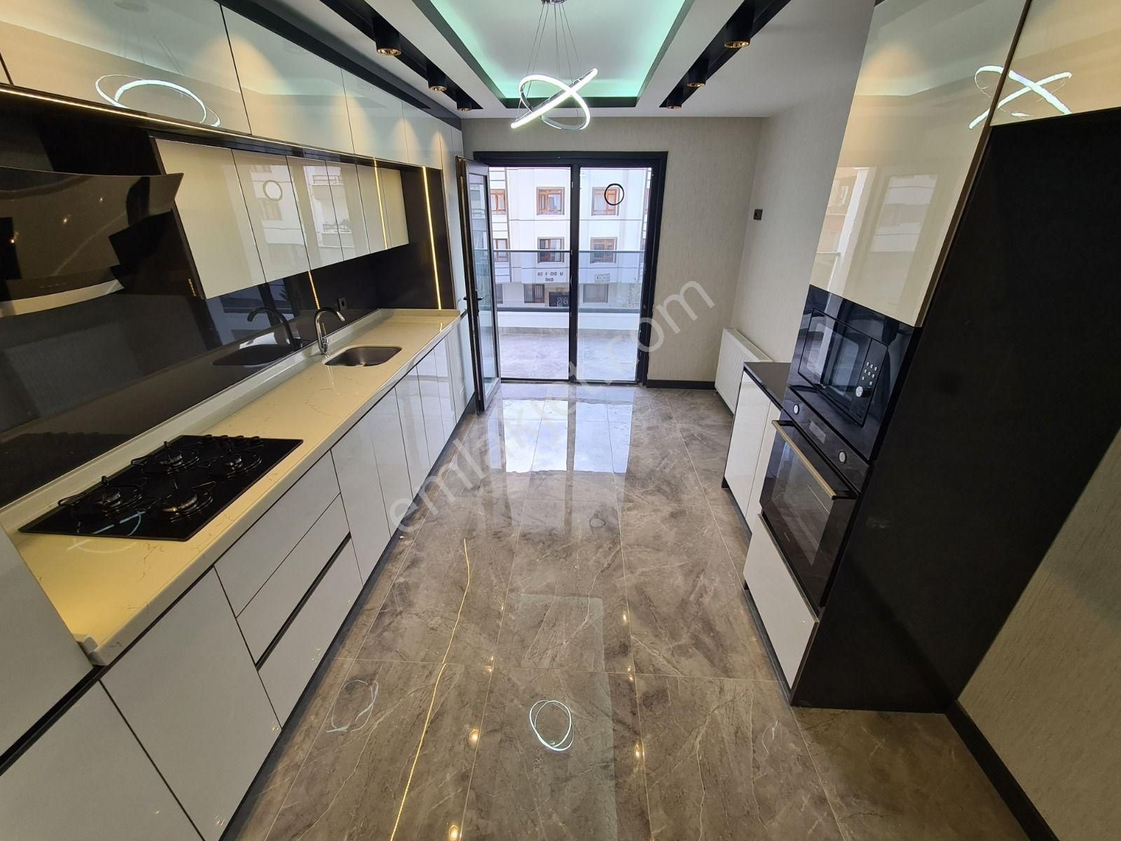 Burç Mah. Özenle Dekore Edilmiş Delux Yapılı Sıfır 3+1'ler - Görsel 9