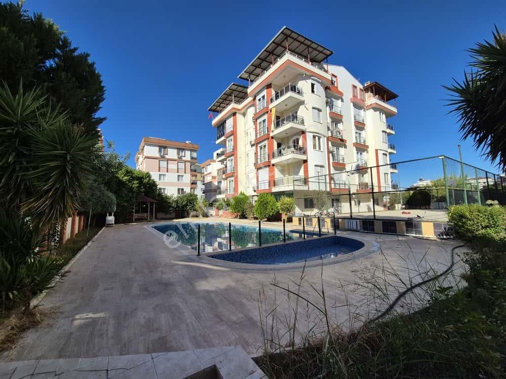 Sahibinden Konyaaltı Hurma Mah. En Gözde Sitesinde Satılık 4+1 Dubleks Daire - Görsel 2
