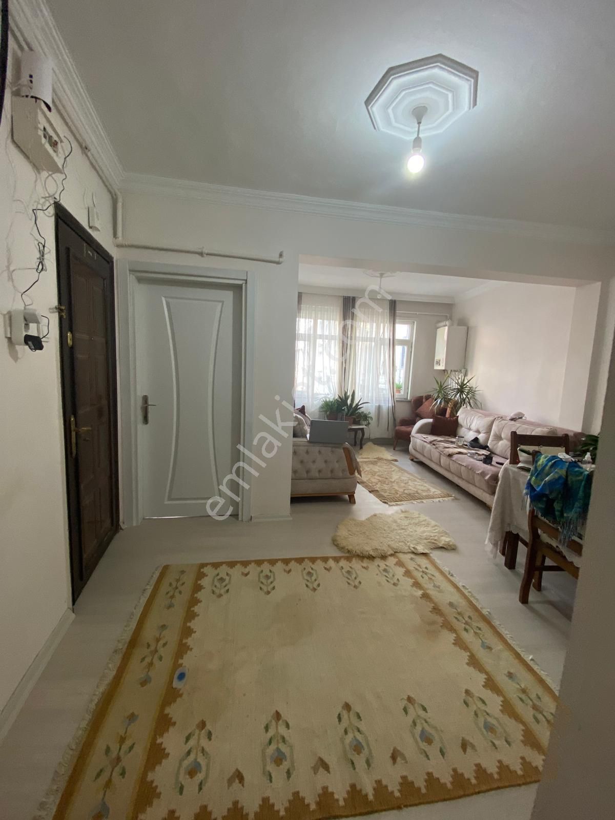 Gaziosmanpaşa Bağlarbaşı Mahallesinde 2+1/85m2/1. Kat/ Satılık Daire - Görsel 5