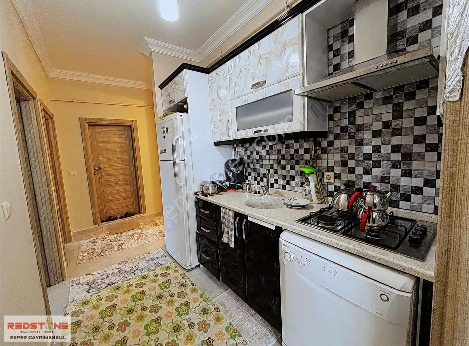 Havuzlu Sitede Ara Kat Kombili Cam Balkonlu 2+1 Satılık Daire - Görsel 11