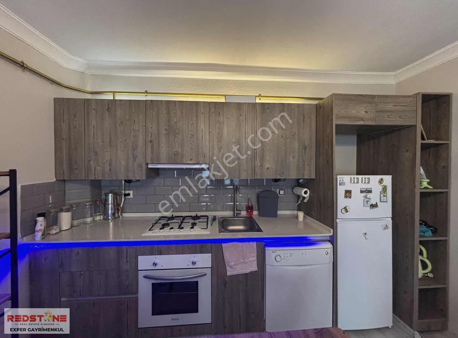 Sahile Yakın 4 Yıllık,kombi-cam Balkon-full Eşyalı Satılık Daire - Görsel 2