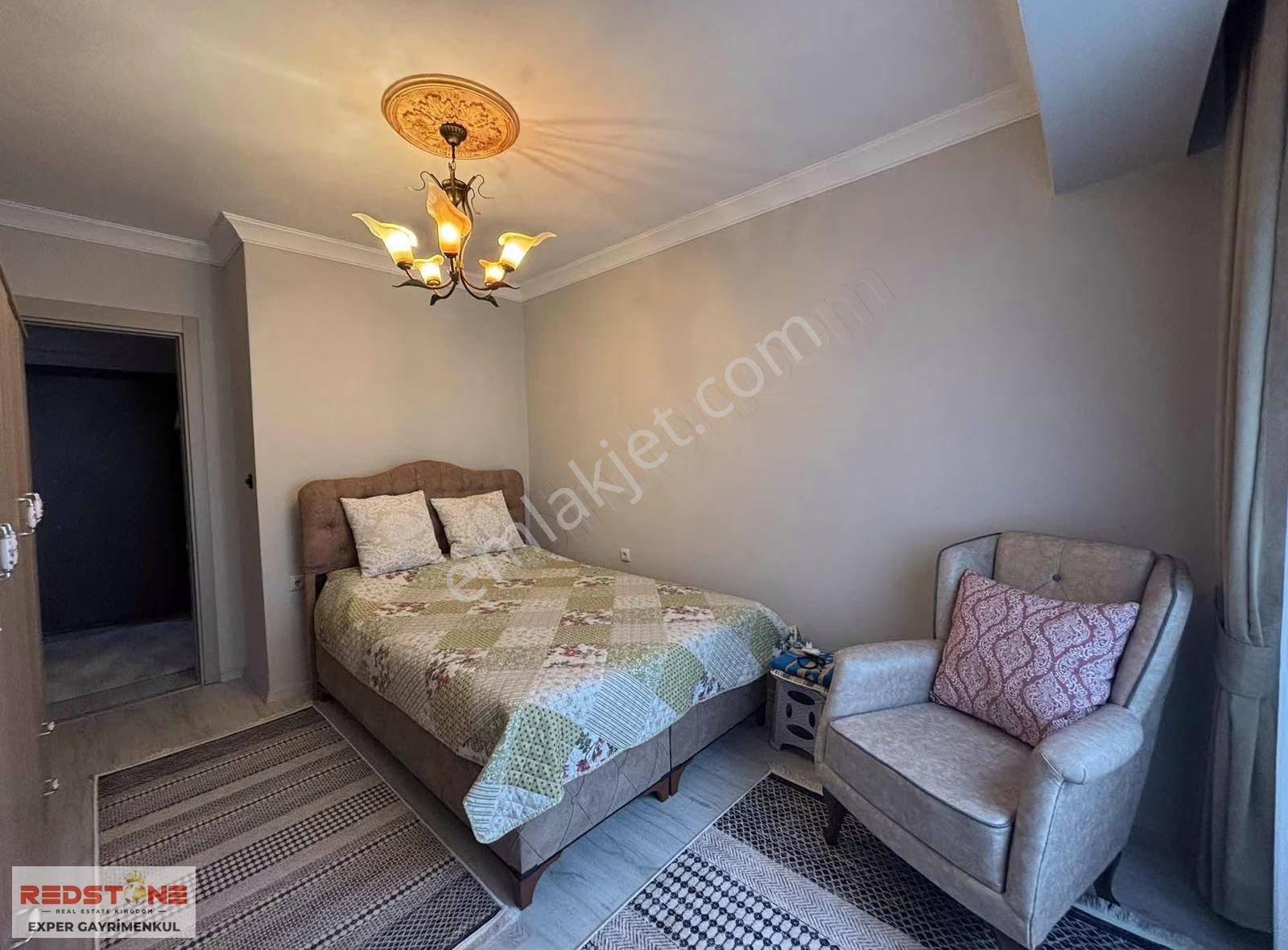 Sahile Yakın 4 Yıllık,kombi-cam Balkon-full Eşyalı Satılık Daire - Görsel 8