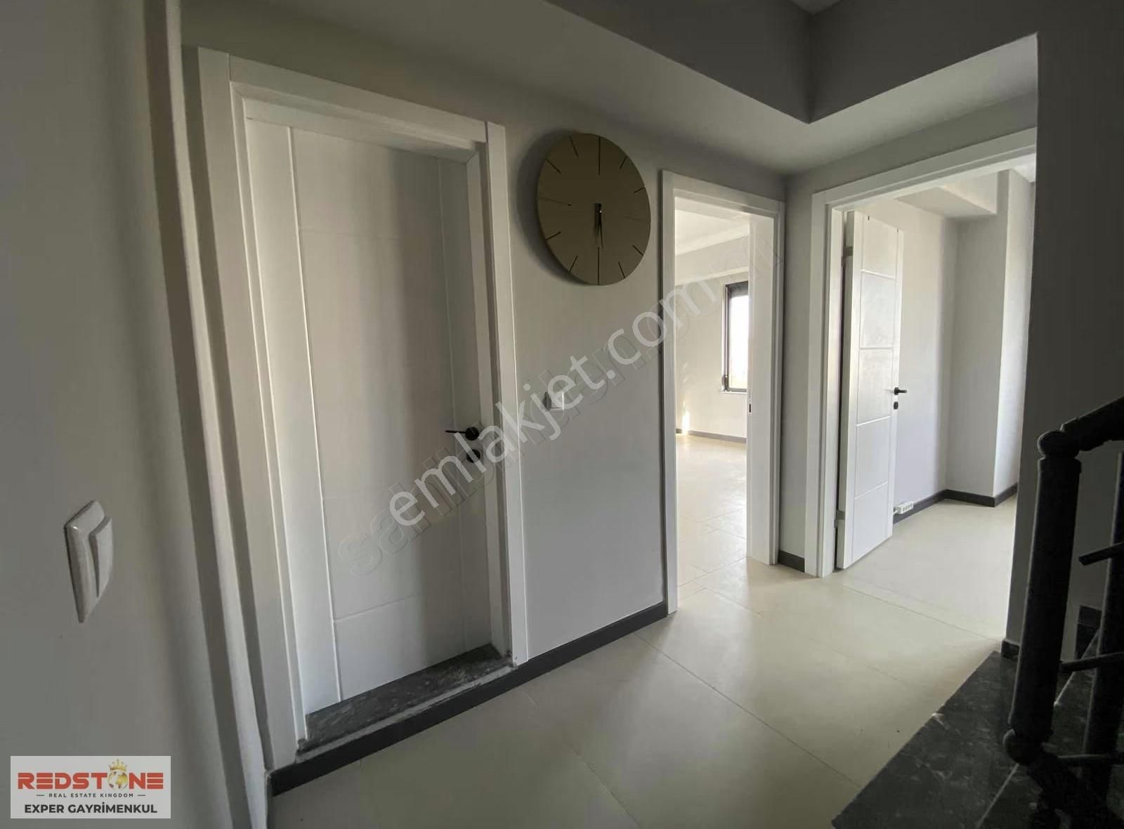 Karasu'da Eşsiz 4+1 Villa Müstakil Bahçeli Müstakil Girişli - Görsel 16