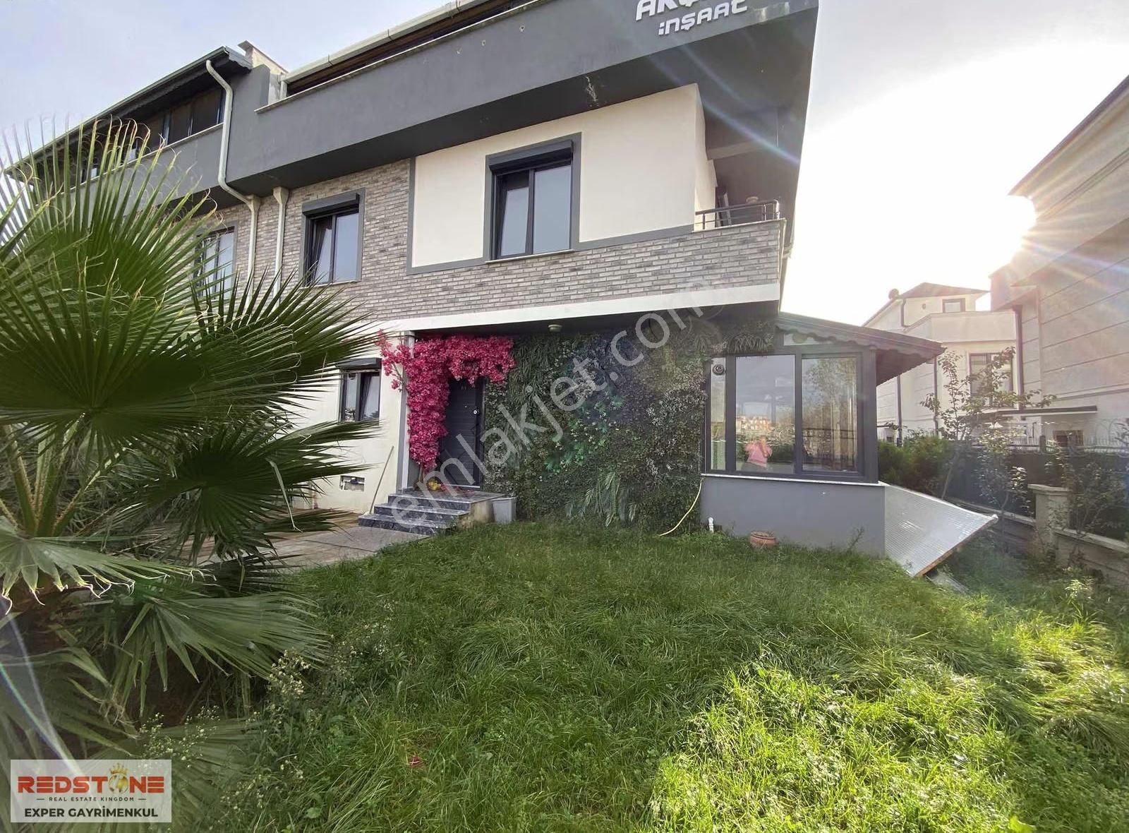 Karasu'da Eşsiz 4+1 Villa Müstakil Bahçeli Müstakil Girişli - Görsel 8