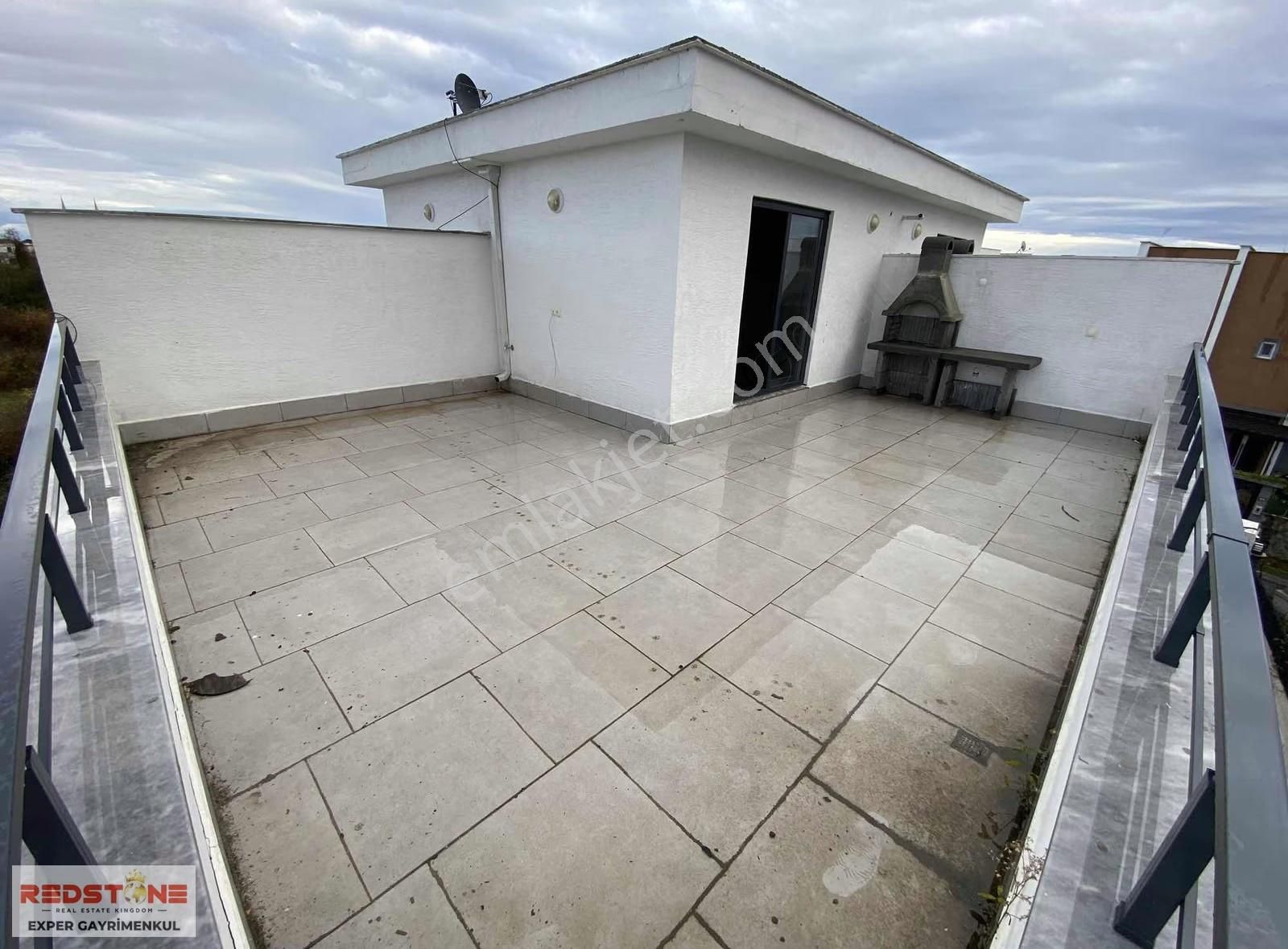 Karasuda Kiralık Ferah Villa Büyük Teras + Geniş Bahçe - Görsel 9