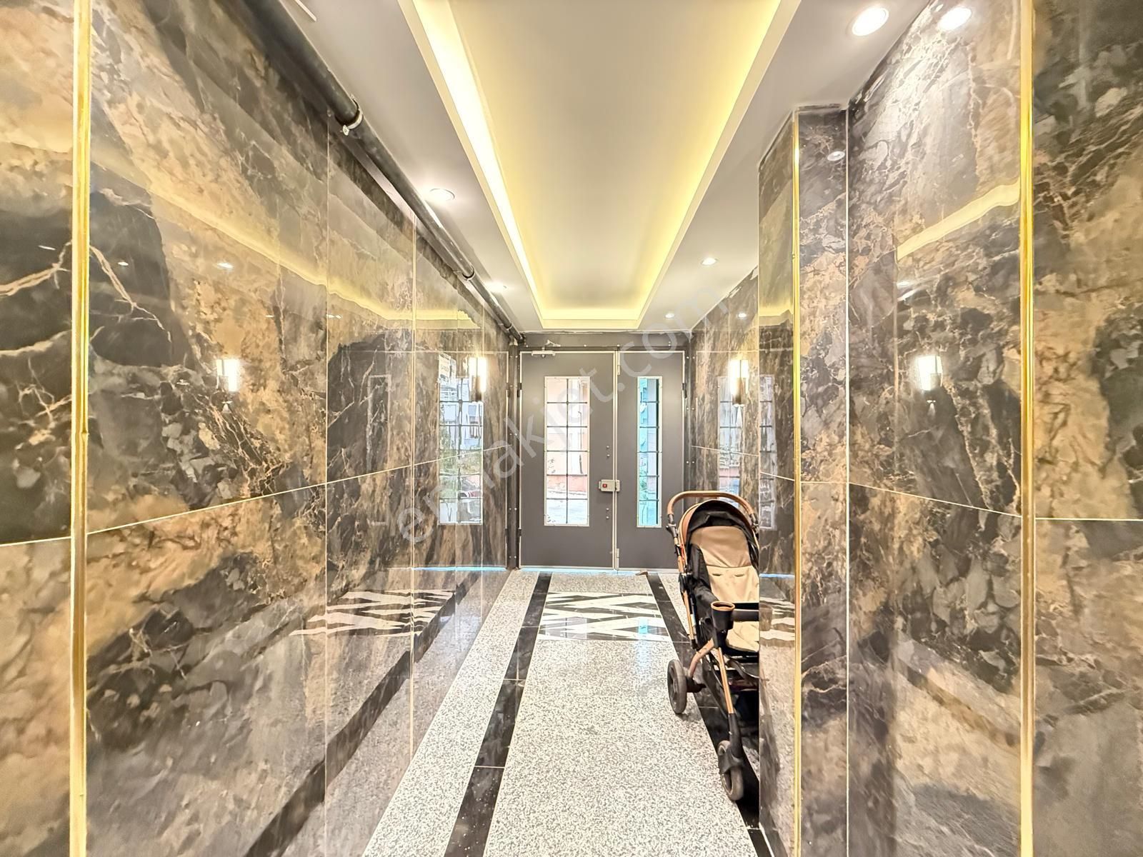 Satılık 5+1 Çatı Dubleks 185m2 Yenidoğan Merkezde - Görsel 7