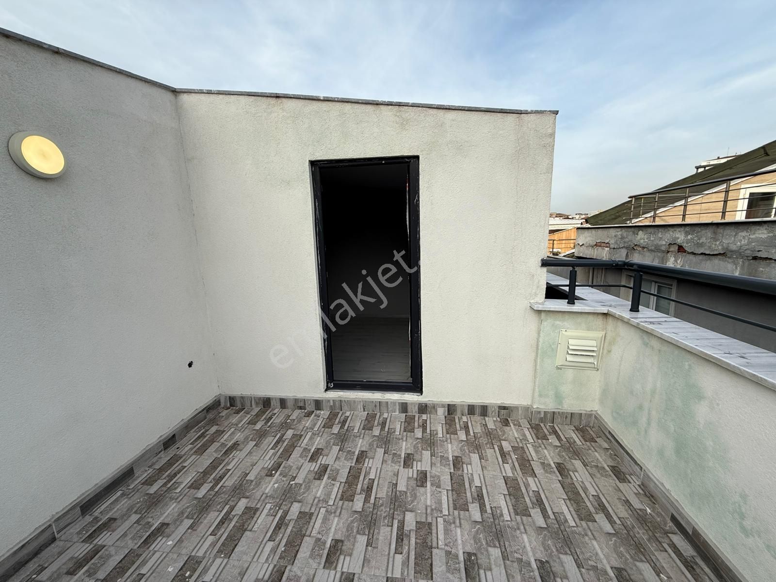 Satılık 5+1 Çatı Dubleks 185m2 Yenidoğan Merkezde - Görsel 23