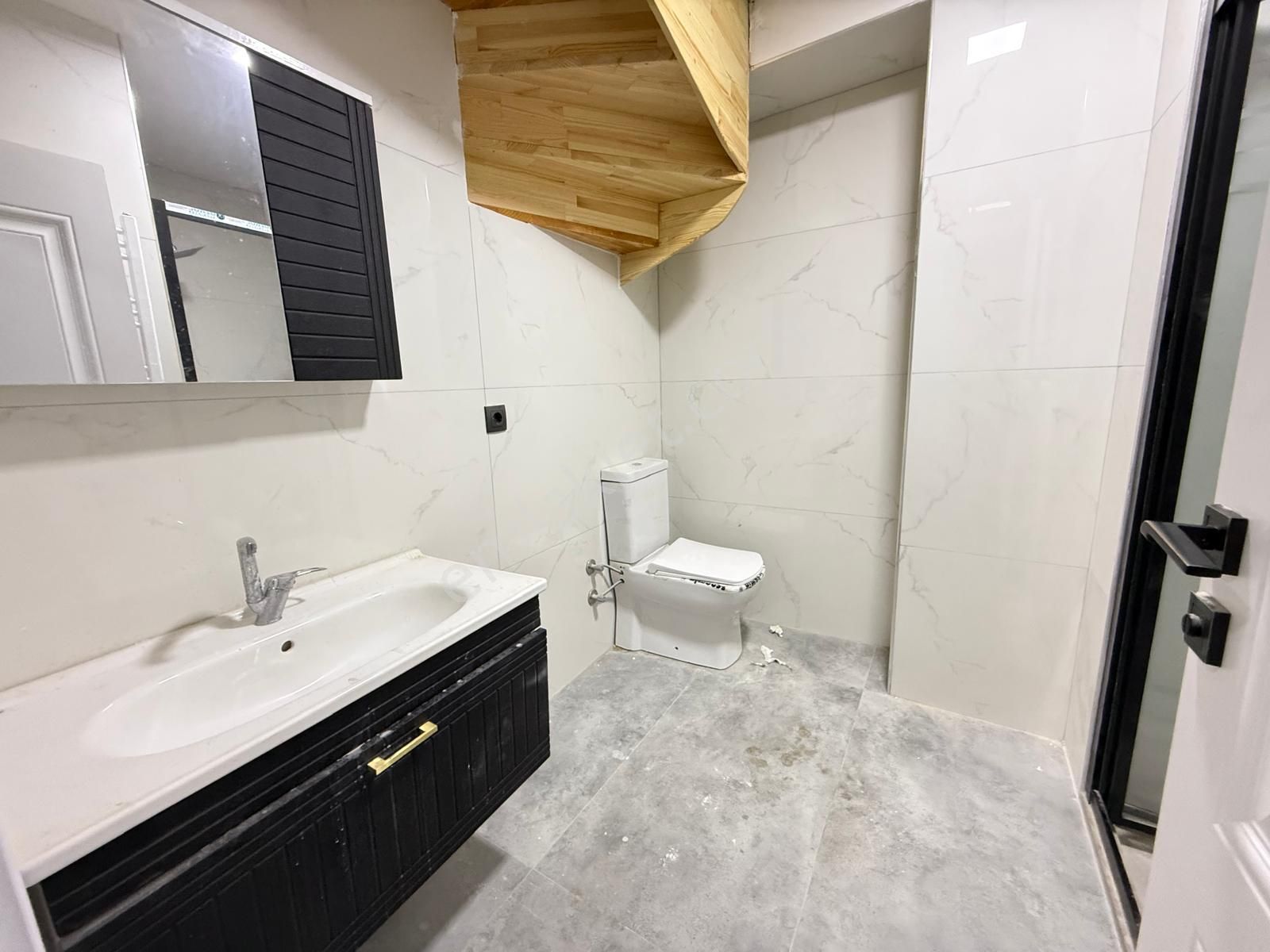 Satılık 5+1 Çatı Dubleks 185m2 Yenidoğan Merkezde - Görsel 8