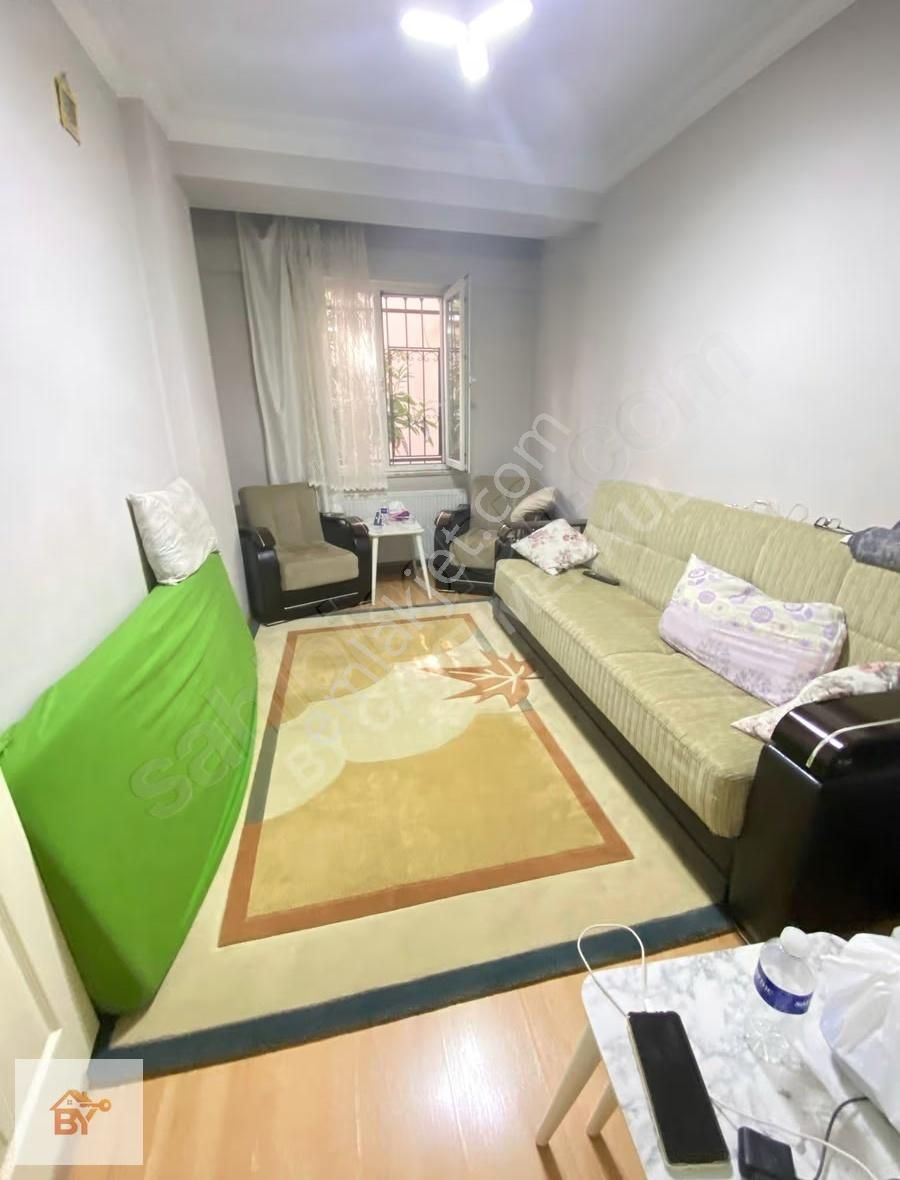 Küçükçekmece Tevfikbey Mah Satılık 2+1 Daire - Görsel 16