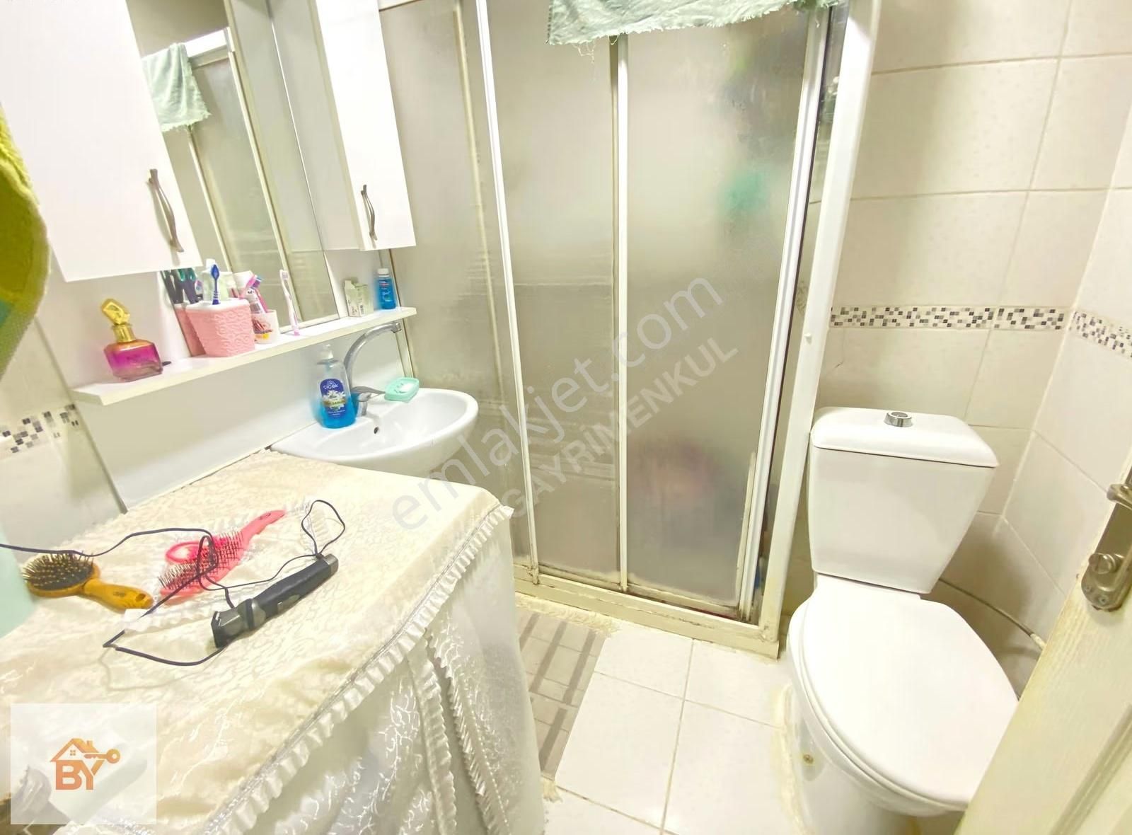 Küçükçekmece Tevfikbey Mah Satılık 2+1 Daire - Görsel 12