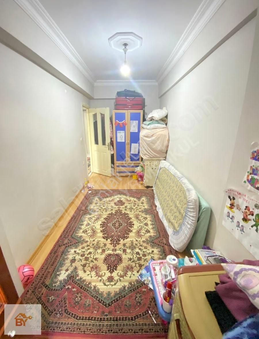 Küçükçekmece Tevfikbey Mah Satılık 2+1 Daire - Görsel 6