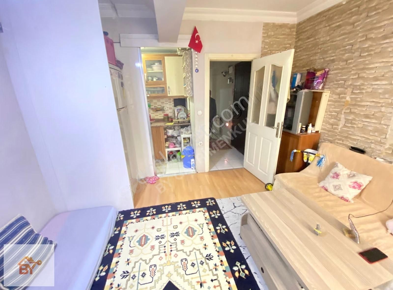 Küçükçekmece Tevfikbey Mah Satılık 2+1 Daire - Görsel 5