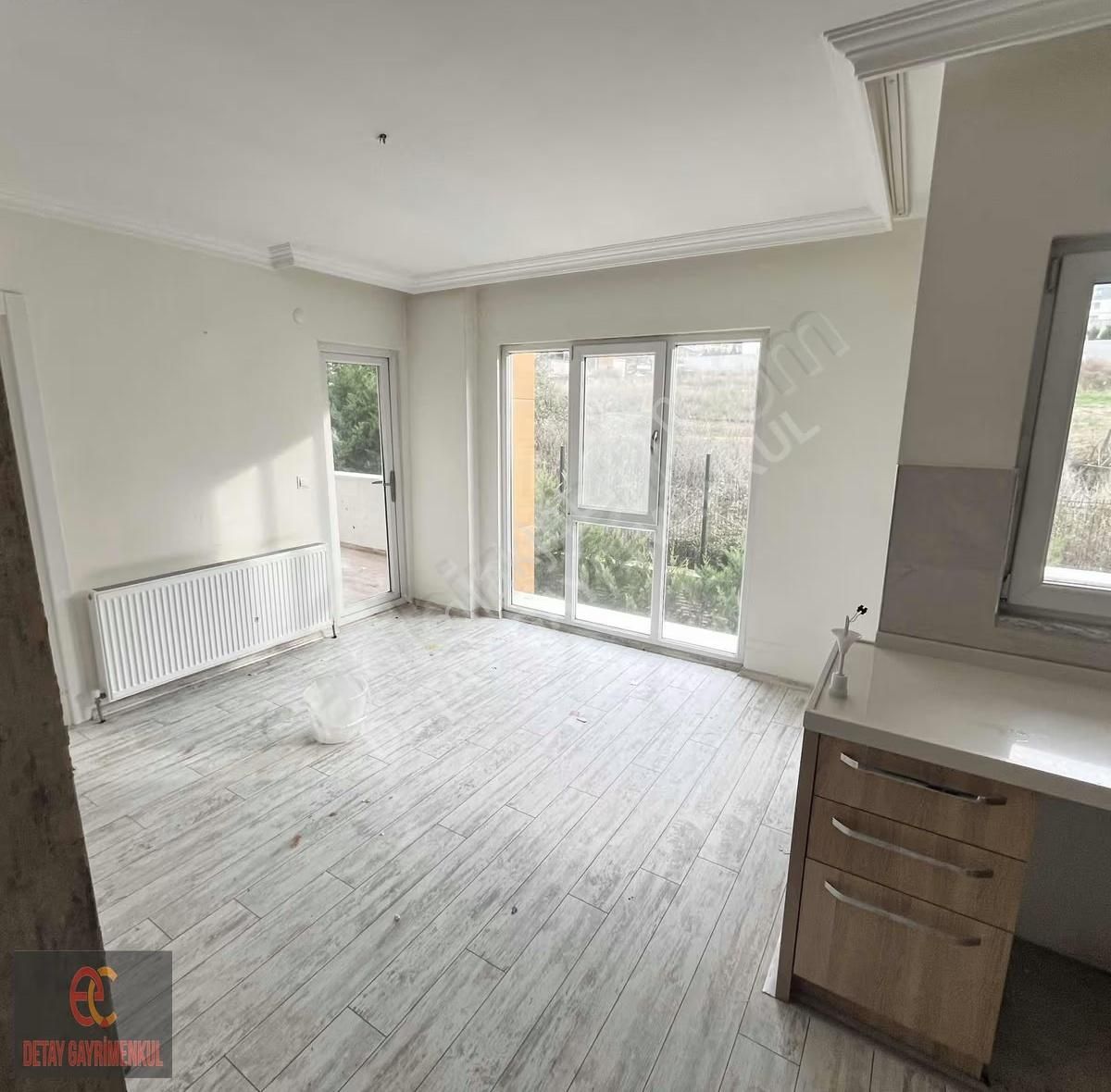 Modern Sitede 2+1 55 M2 Net / 85 M2 Brüt Havuzlu Parklı Ev - Görsel 2