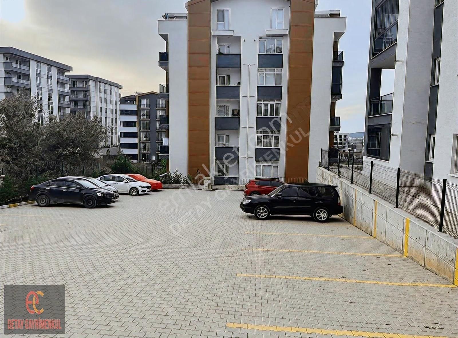 Modern Sitede 2+1 55 M2 Net / 85 M2 Brüt Havuzlu Parklı Ev - Görsel 3