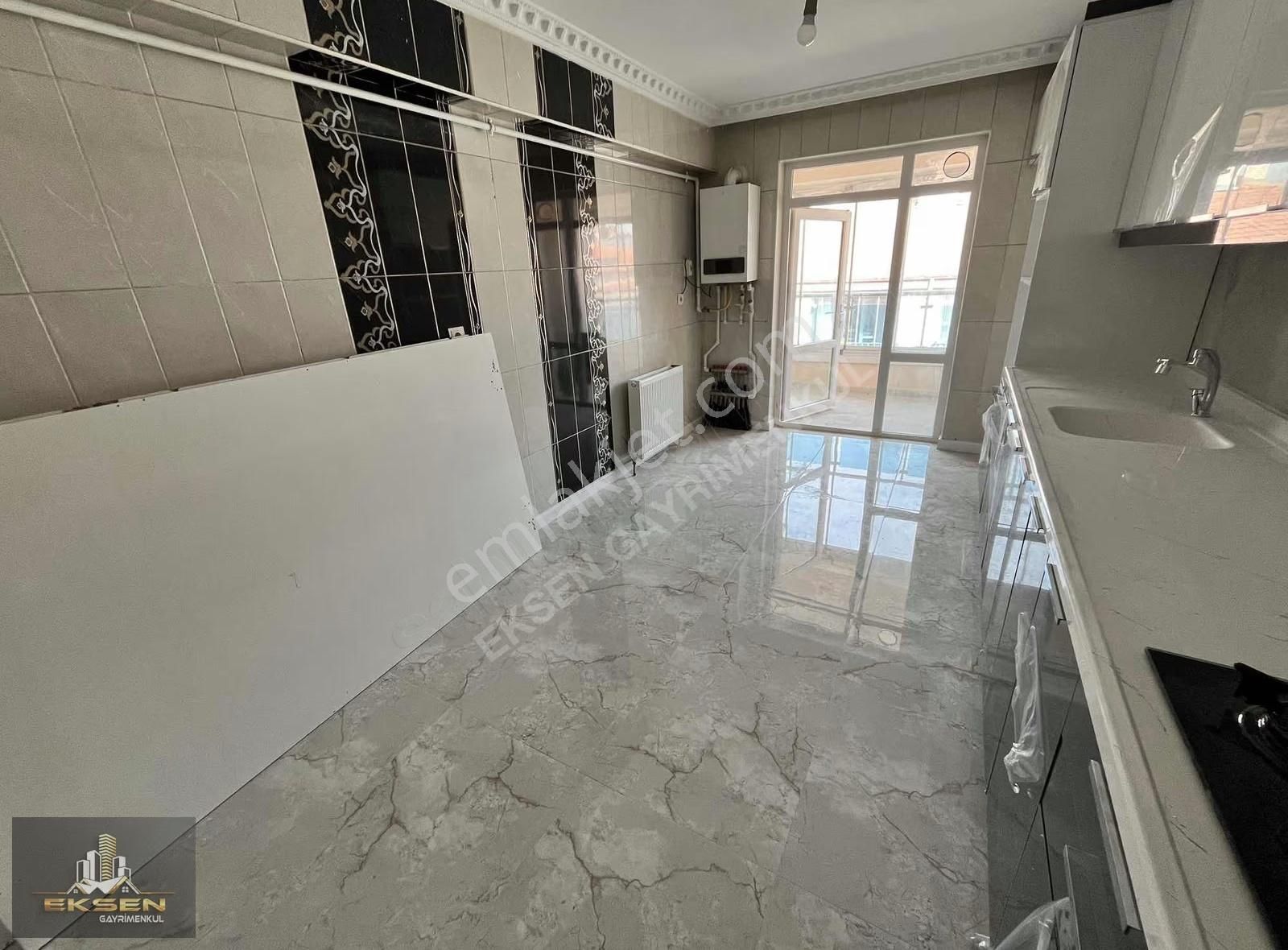 Eksen'den Gülpınar Mahallesinde 3+1 Full Yapılı Geniş Daire - Görsel 24