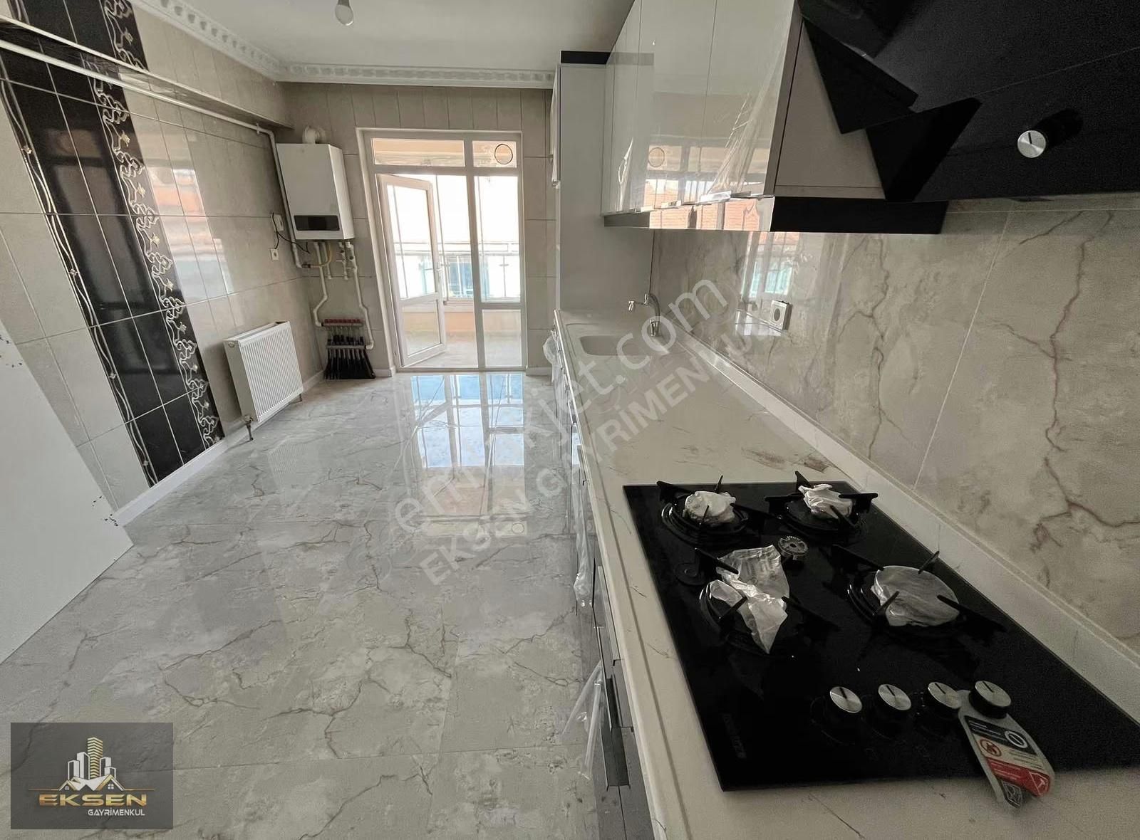 Eksen'den Gülpınar Mahallesinde 3+1 Full Yapılı Geniş Daire - Görsel 21