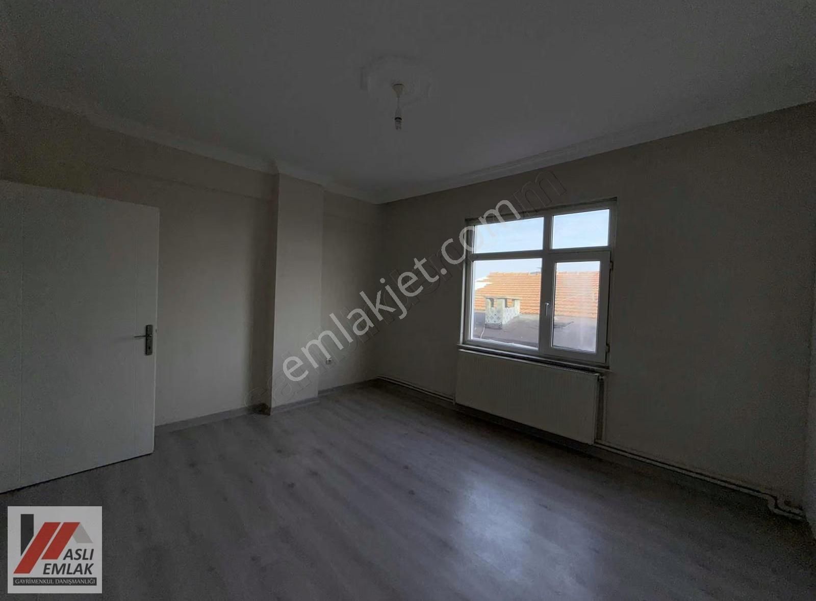 Aslı Emlak'tan Satılık Masrafsız Geniş Daire - Görsel 10