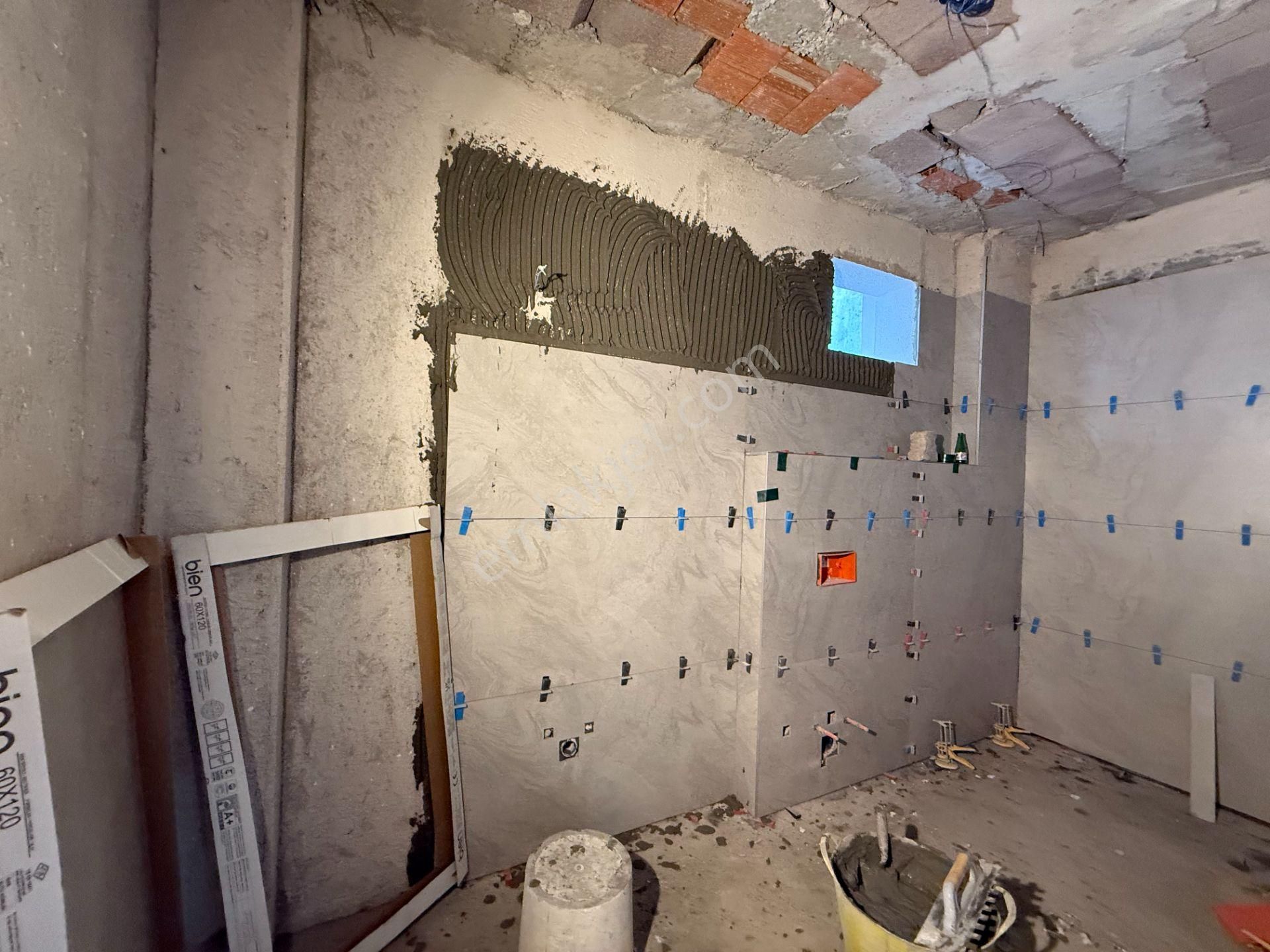 Seferihisar Hıdırlık’ta Kent Merkezinde Teraslı Ve Avlulu Müstakil Dubleks Villa - Görsel 18