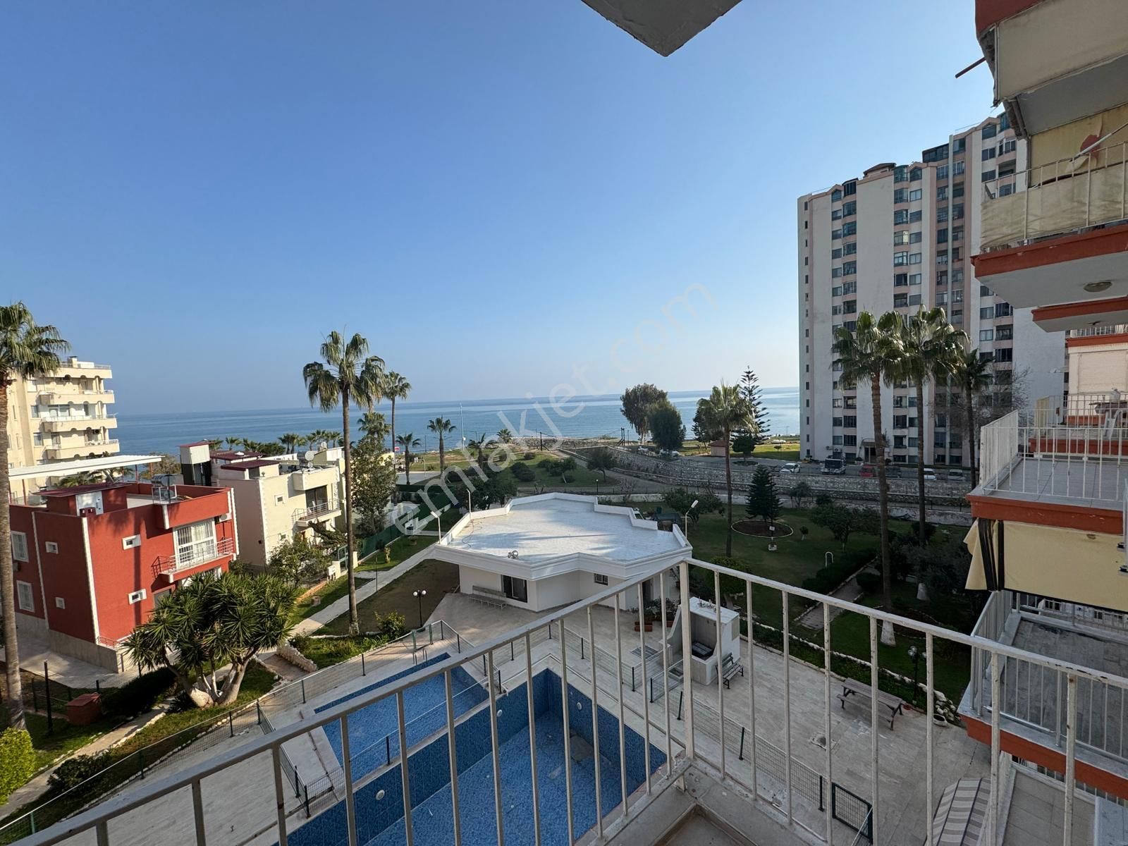 Remax Toros'tan Marmara Sitesi'nde Denize Sıfır Eşyalı 2+1 - Görsel 18