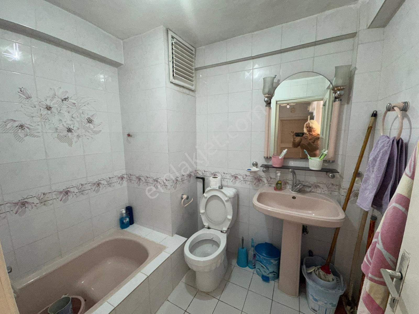 Remax Toros'tan Marmara Sitesi'nde Denize Sıfır Eşyalı 2+1 - Görsel 12