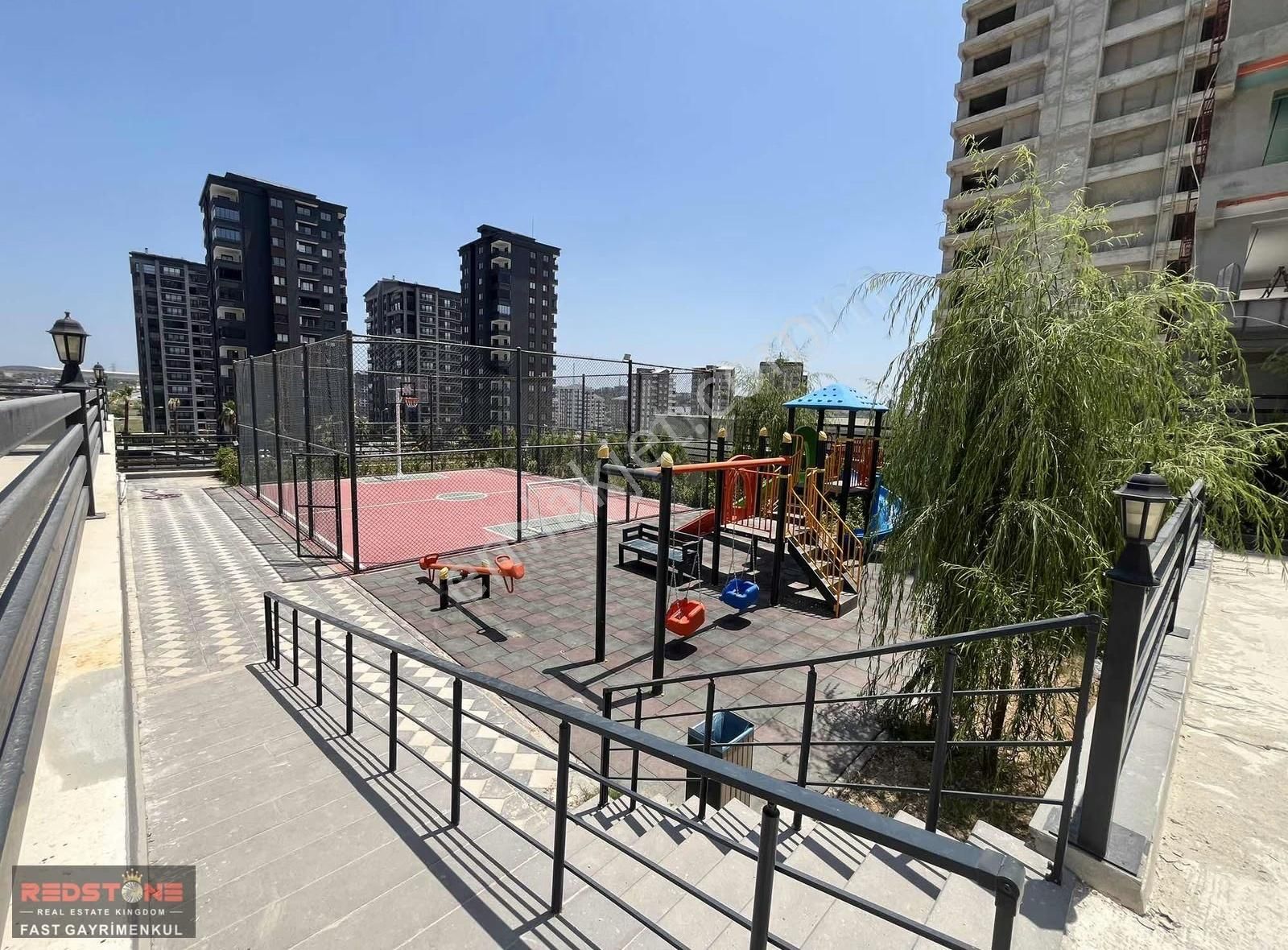 Fuar Alanı Civarı Bulvar Üzeri Yeni Binada 5+1 Kiralık!! - Görsel 2