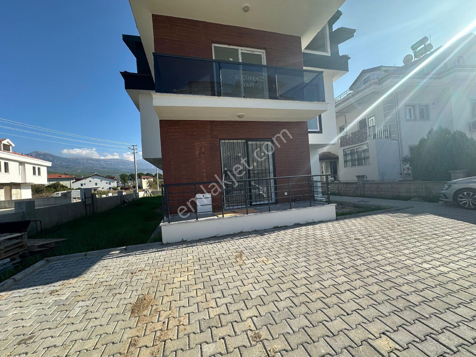 Uğur'dan Seydikemer Merkezde Kiralık 2+1 Zemin Kat Daire