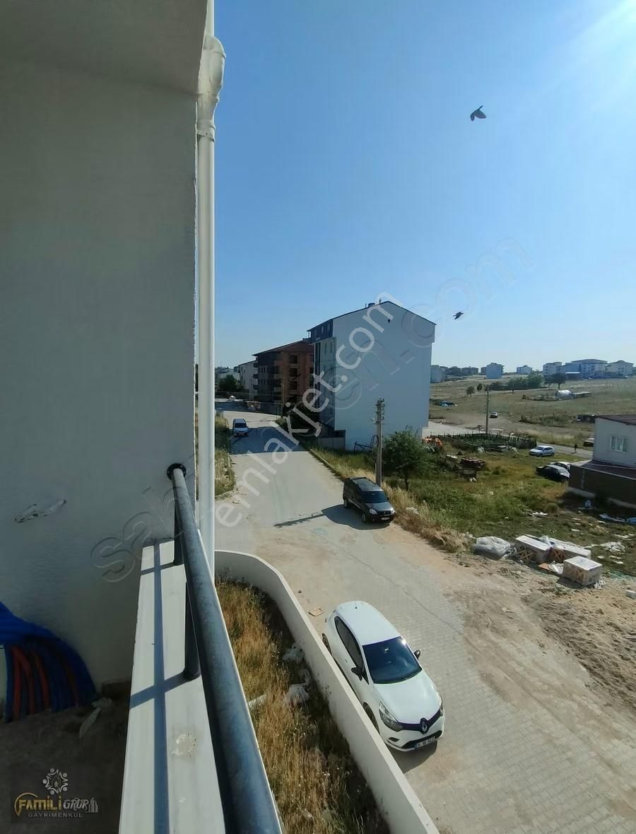 Famili Gayrımenkul Fırsat Daire 2+1 90 M2 Ara Kat Ön Cephe - Görsel 11