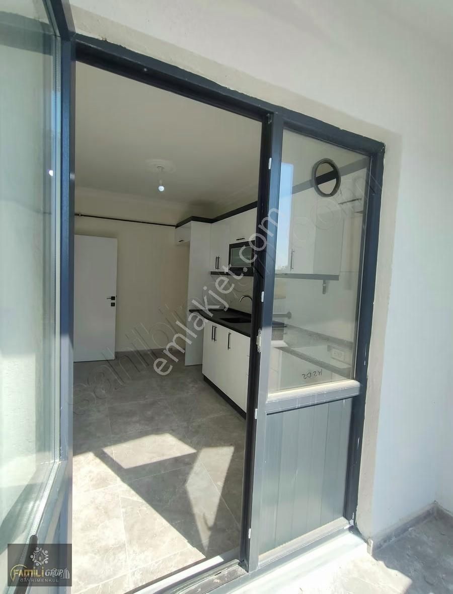 Famili Gayrımenkul Fırsat Daire 2+1 90 M2 Ara Kat Ön Cephe - Görsel 13