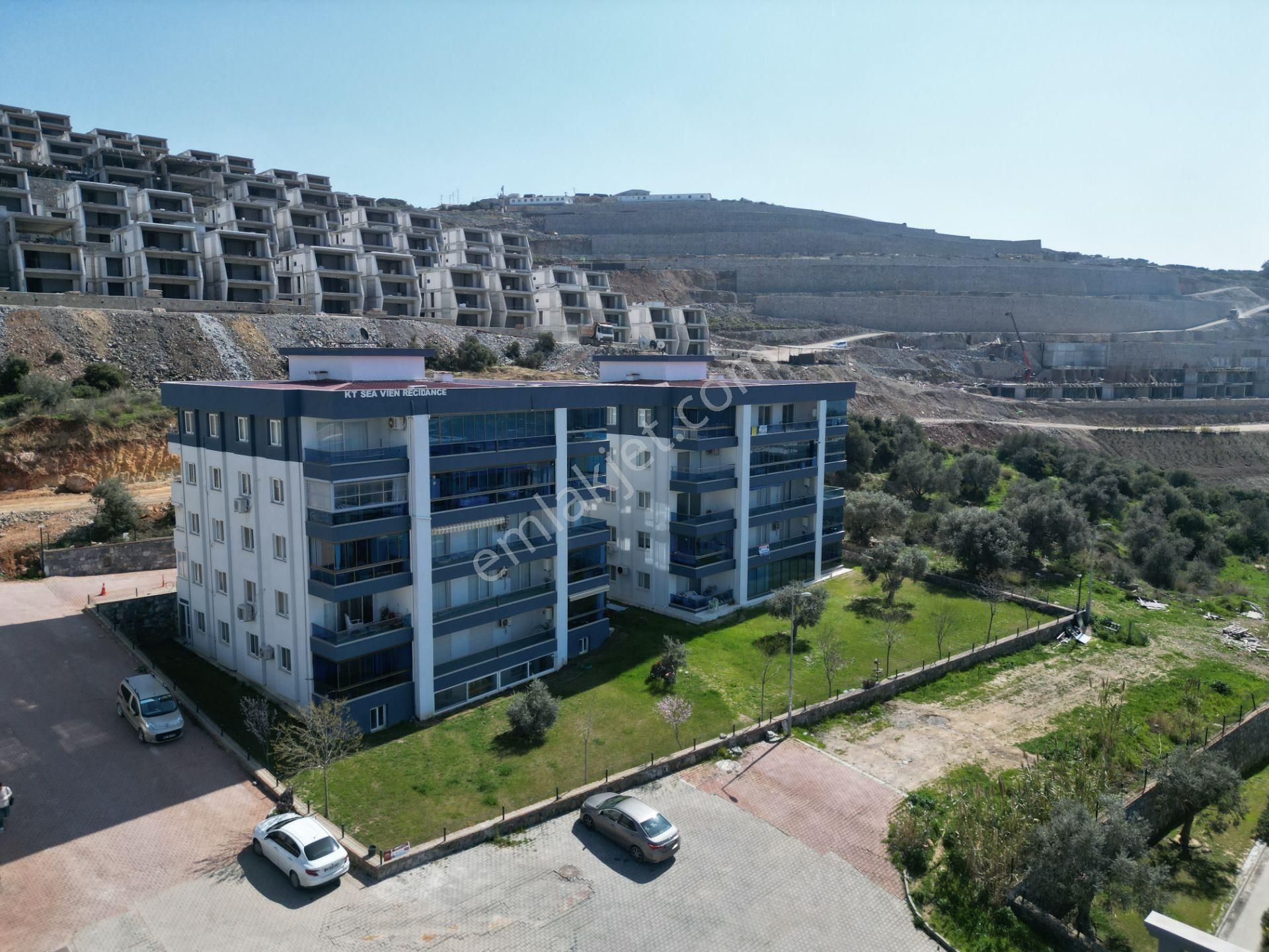 Kuşadası Geniş, Deniz Manzaralı 2+1 Ebeveyn Banyolu..satılık.. - Görsel 4