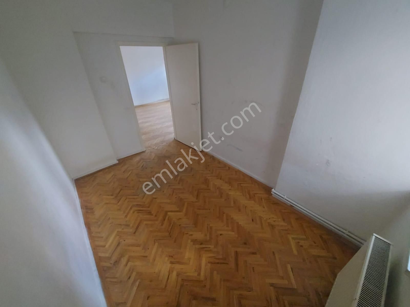 Asyapıdan 2+1 90m2 Aileye-bekara Sokullu Caddesinde Kombili - Görsel 11