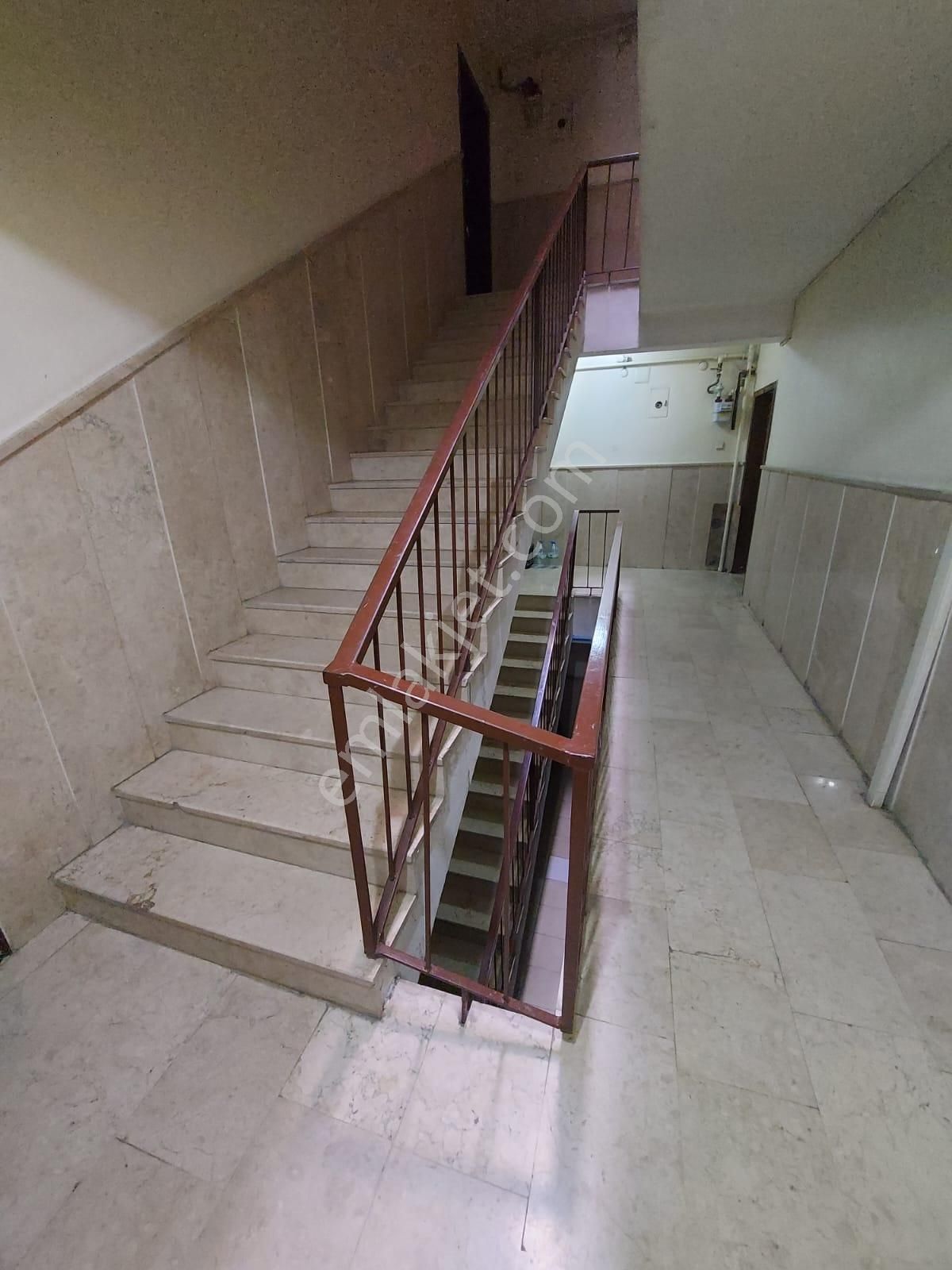 Asyapıdan 2+1 90m2 Aileye-bekara Sokullu Caddesinde Kombili - Görsel 22