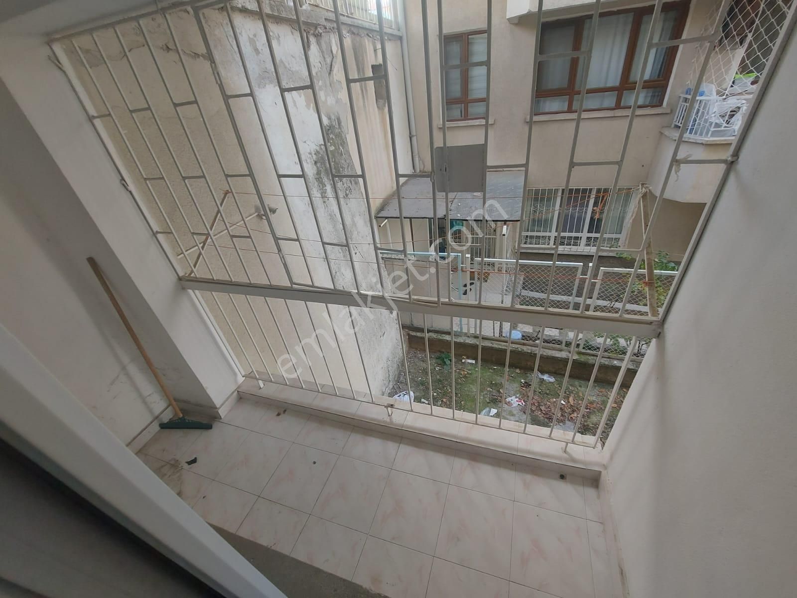 Asyapıdan 2+1 90m2 Aileye-bekara Sokullu Caddesinde Kombili - Görsel 21