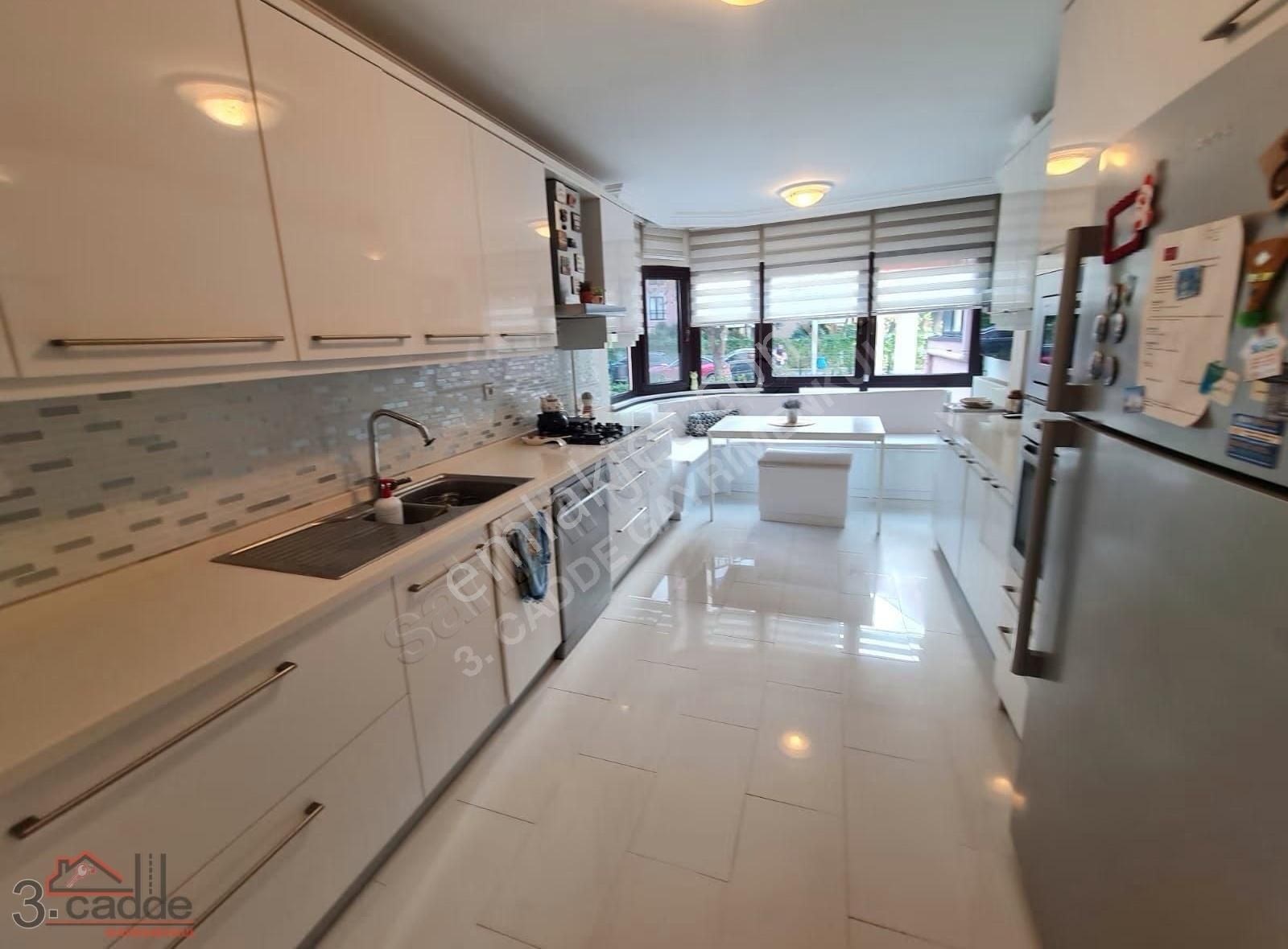 Bahçeşehir Gül Blokları, Tadilatlı, Satılık 4+1 Daire. - Görsel 2