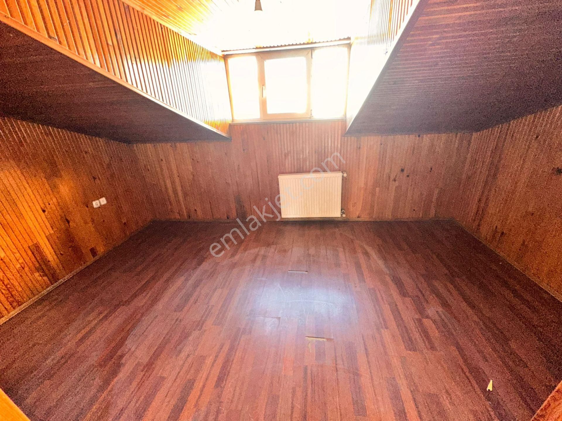 Hürriyyet Mahallesinde Satılık 3+1 Teraslı Dublex - Görsel 24