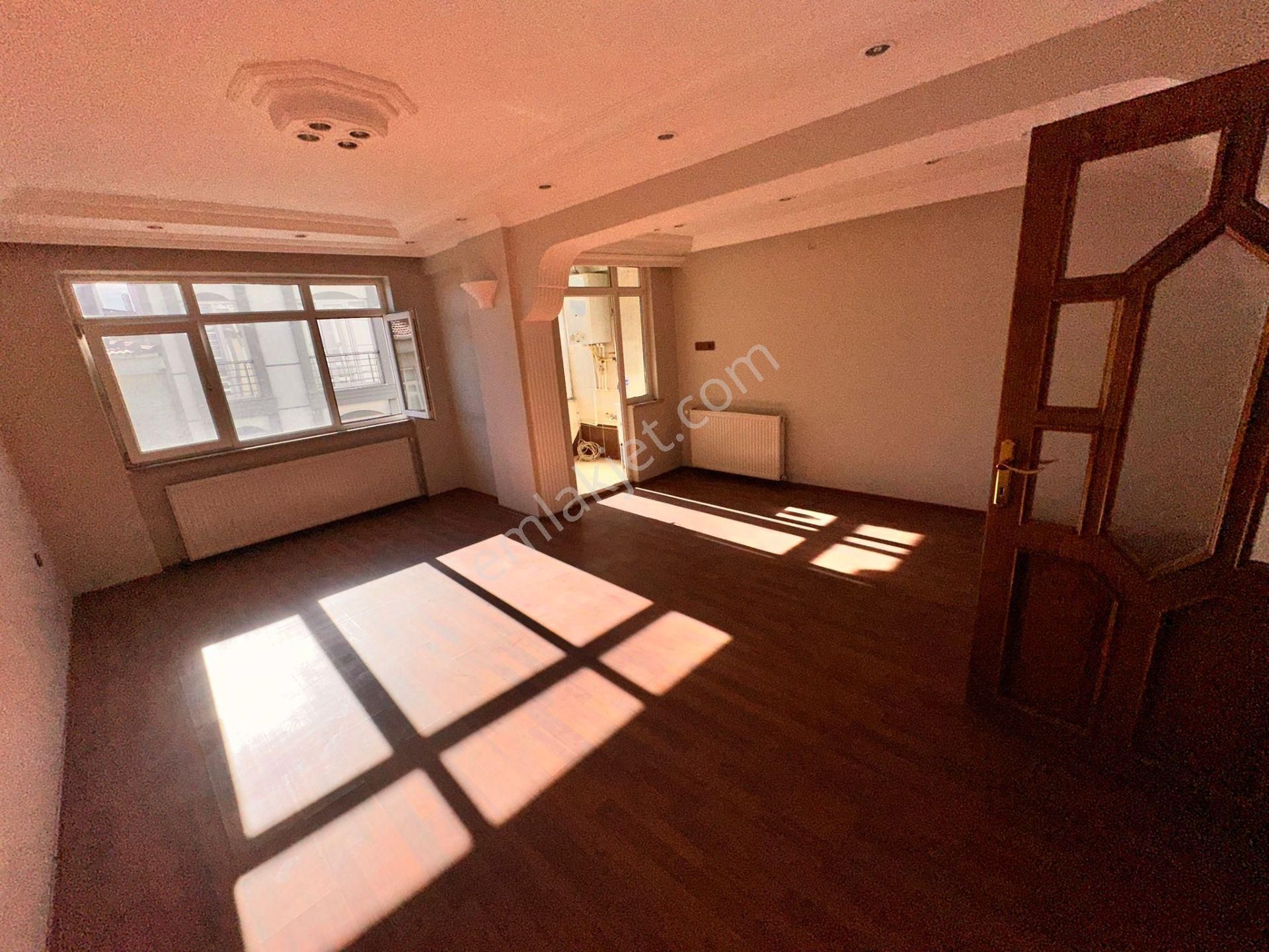 Hürriyyet Mahallesinde Satılık 3+1 Teraslı Dublex - Görsel 10