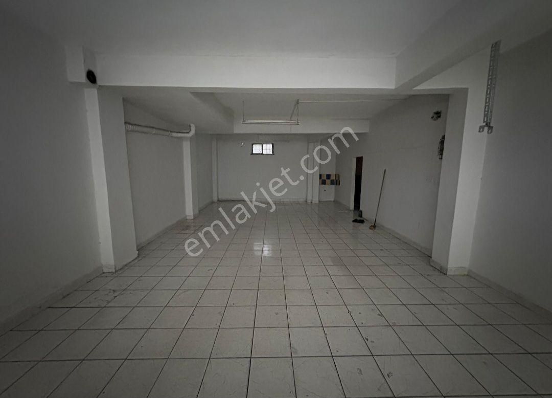 Demirkapıda Kiralık Dükkan 160m² - Görsel 5