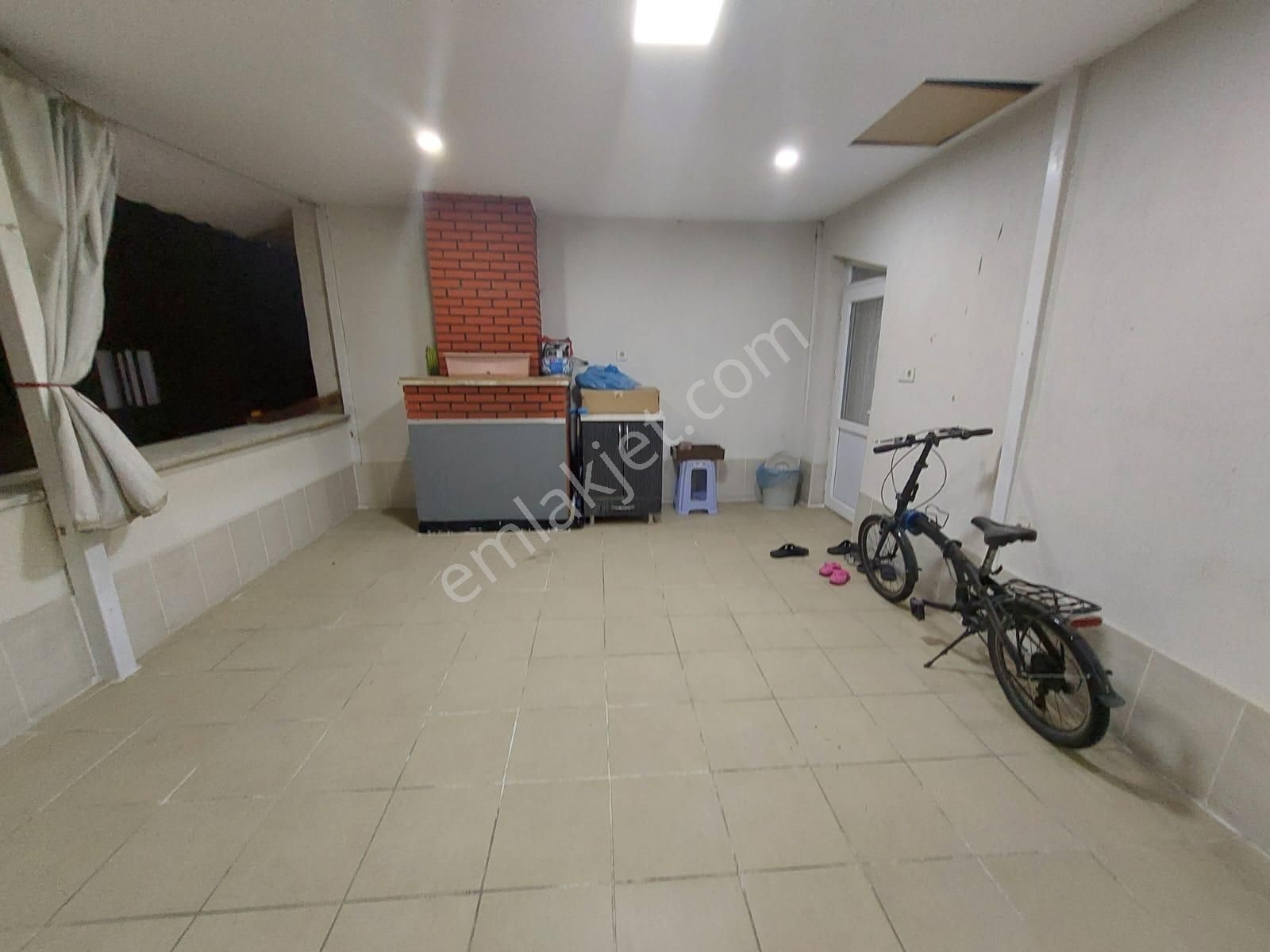 Kaan Emlaktan Pelitlibağda Satılık Lüx Dublex - Görsel 15