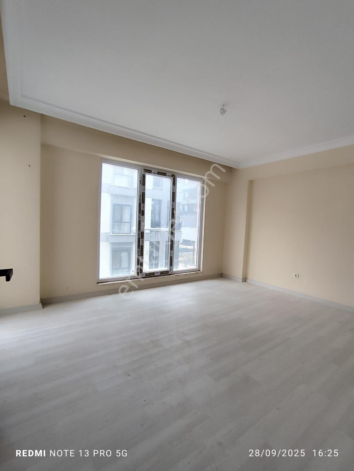 Nilüfer Kızılcıklı Nın Merkezinde Kiralık Site İçi Geniş Daire - Görsel 4