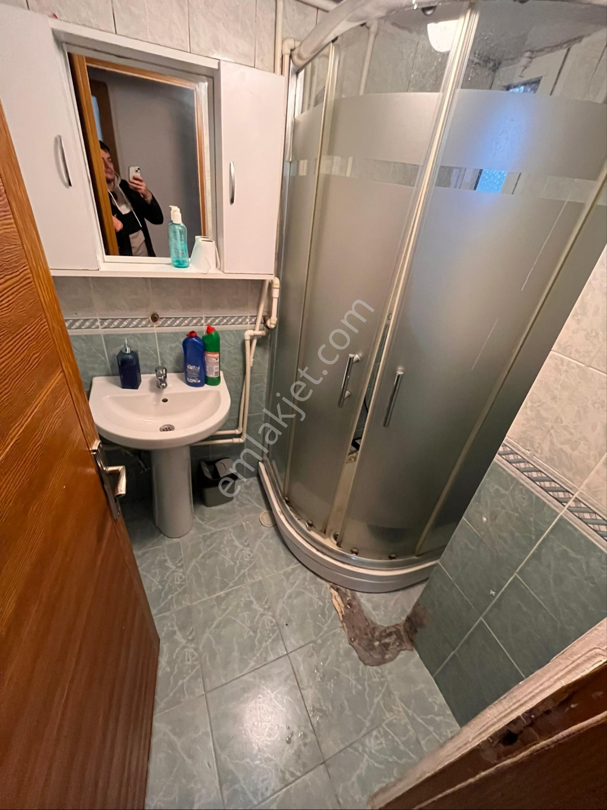 Üçyol Meydan Yakınında 2+1 95m2 Temiz Bakımlı Doğalgazlı Deniz Manzaralı - Görsel 19