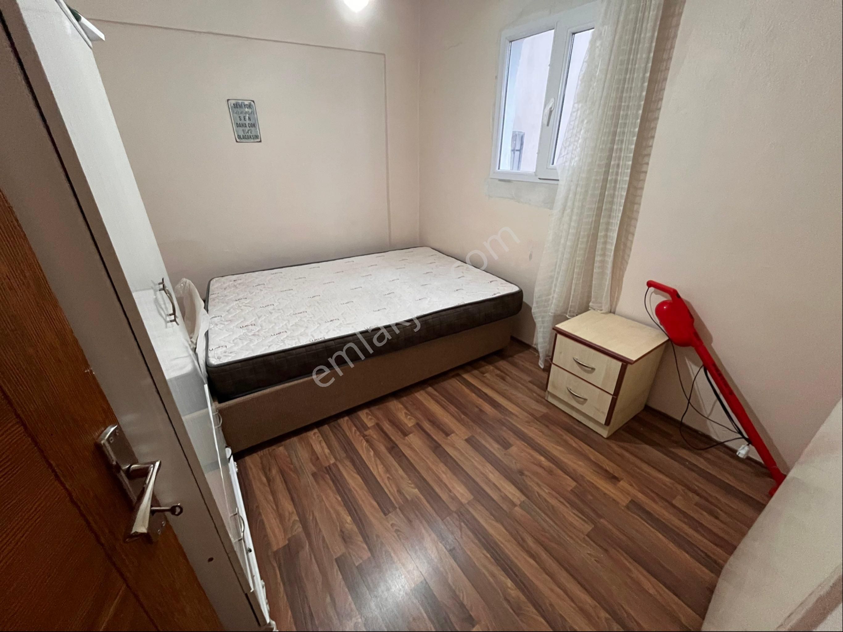 Üçyol Meydan Yakınında 2+1 95m2 Temiz Bakımlı Doğalgazlı Deniz Manzaralı - Görsel 16