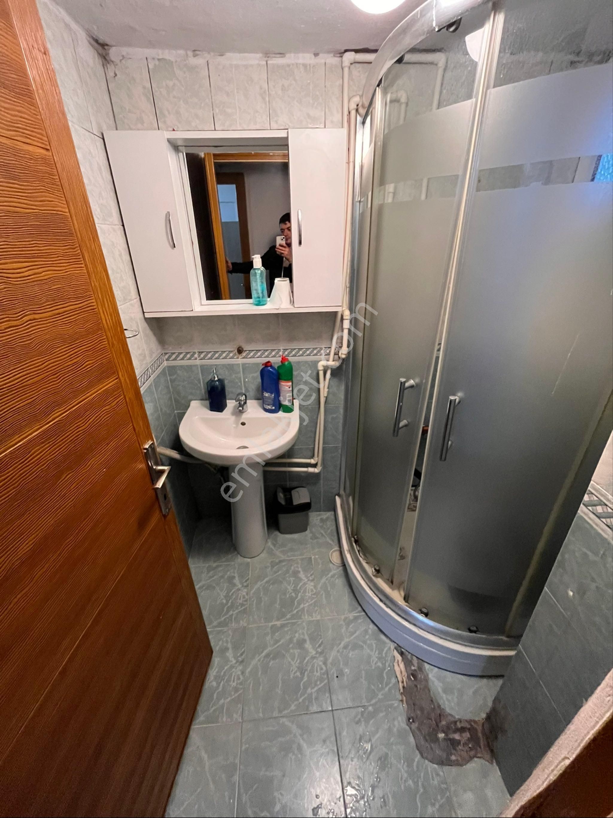 Üçyol Meydan Yakınında 2+1 95m2 Temiz Bakımlı Doğalgazlı Deniz Manzaralı - Görsel 21