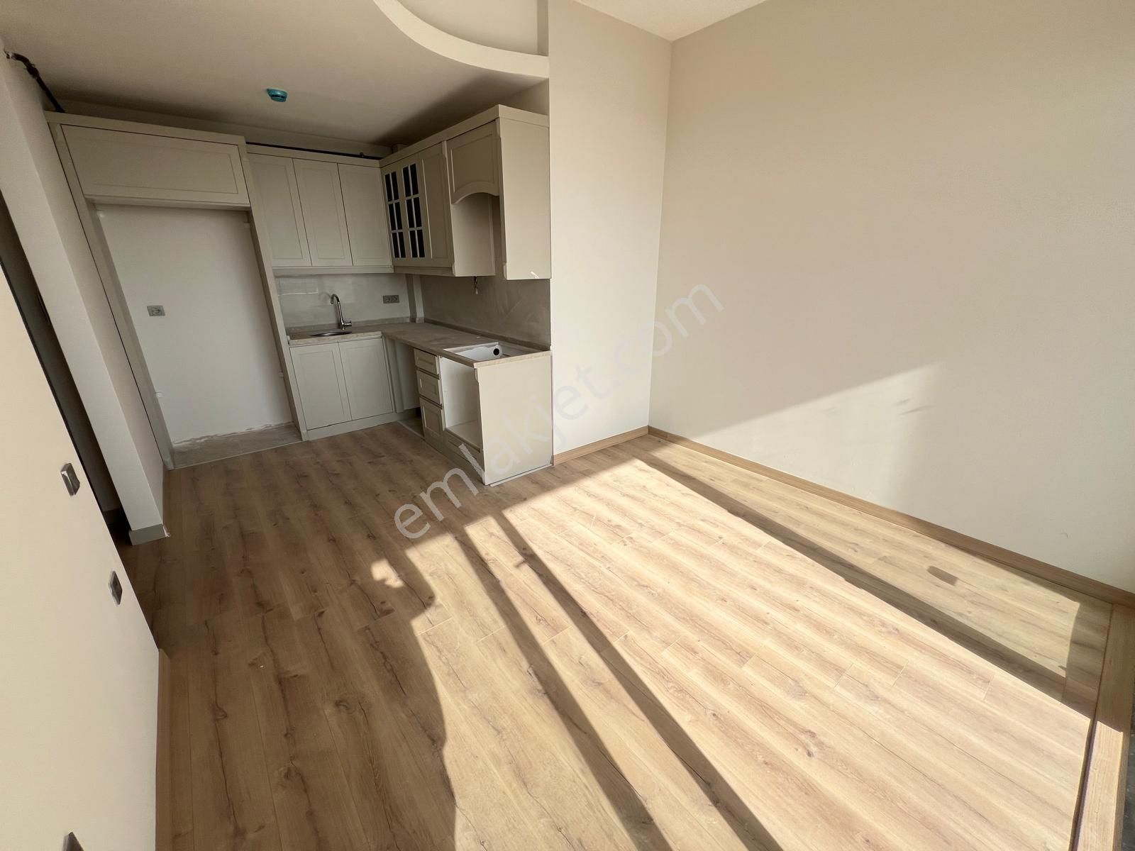 Ergünden Mezitli Esenbağlarda Cephesi Ful Açık Satılık 2+1 Daire - Görsel 2