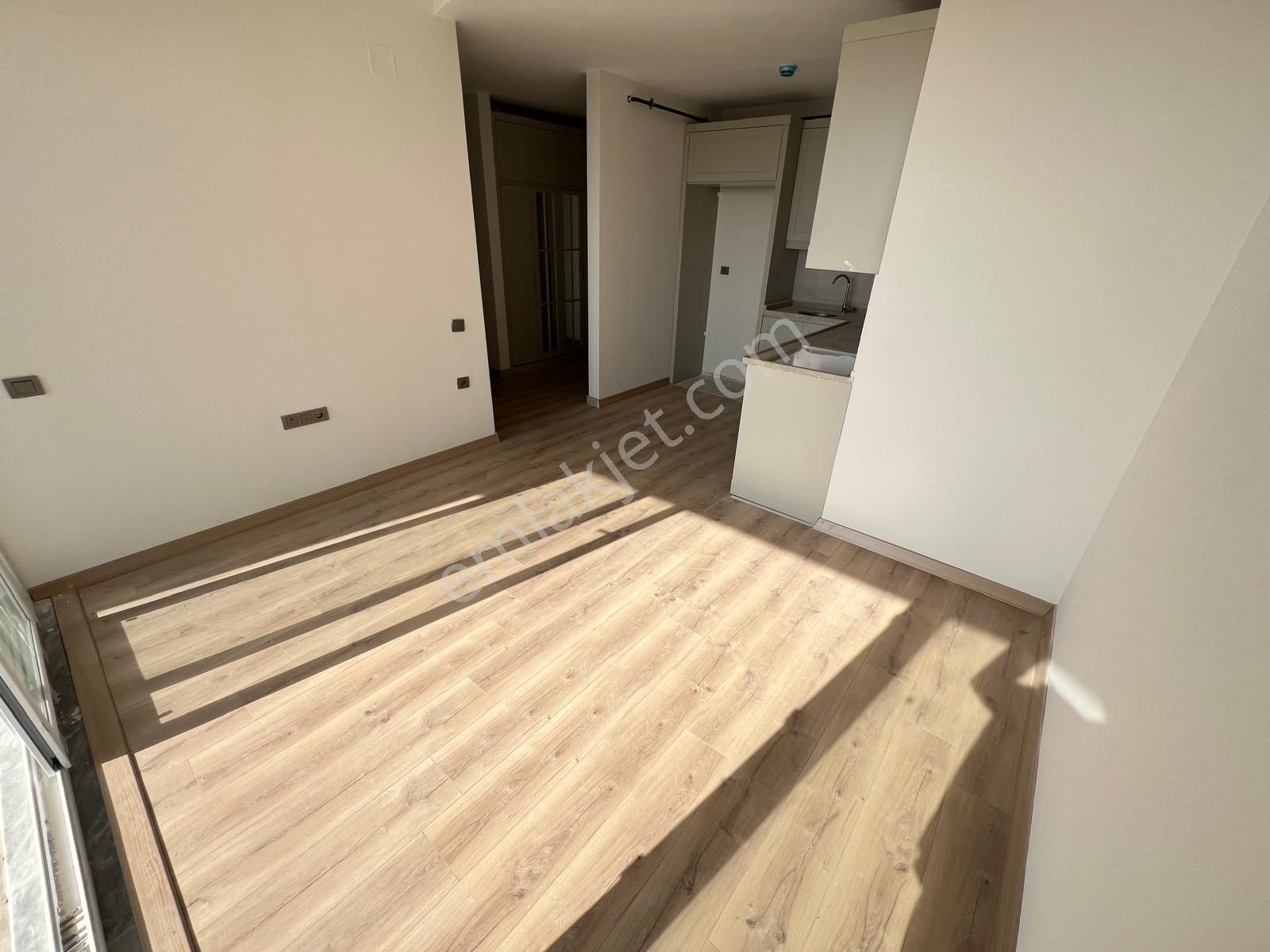 Ergünden Mezitli Esenbağlarda Cephesi Ful Açık Satılık 2+1 Daire - Görsel 3