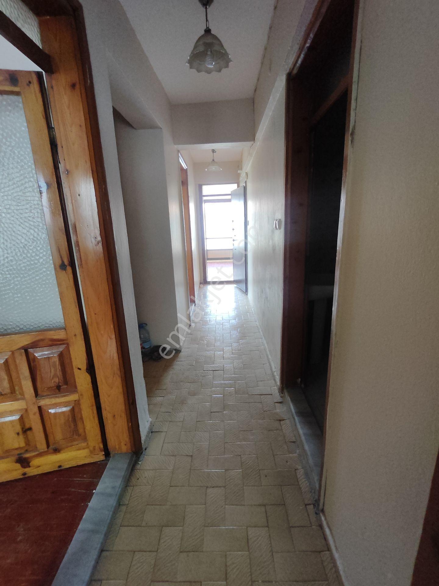 Merkeze Yakın 2+1 Geniş Salon - Görsel 6